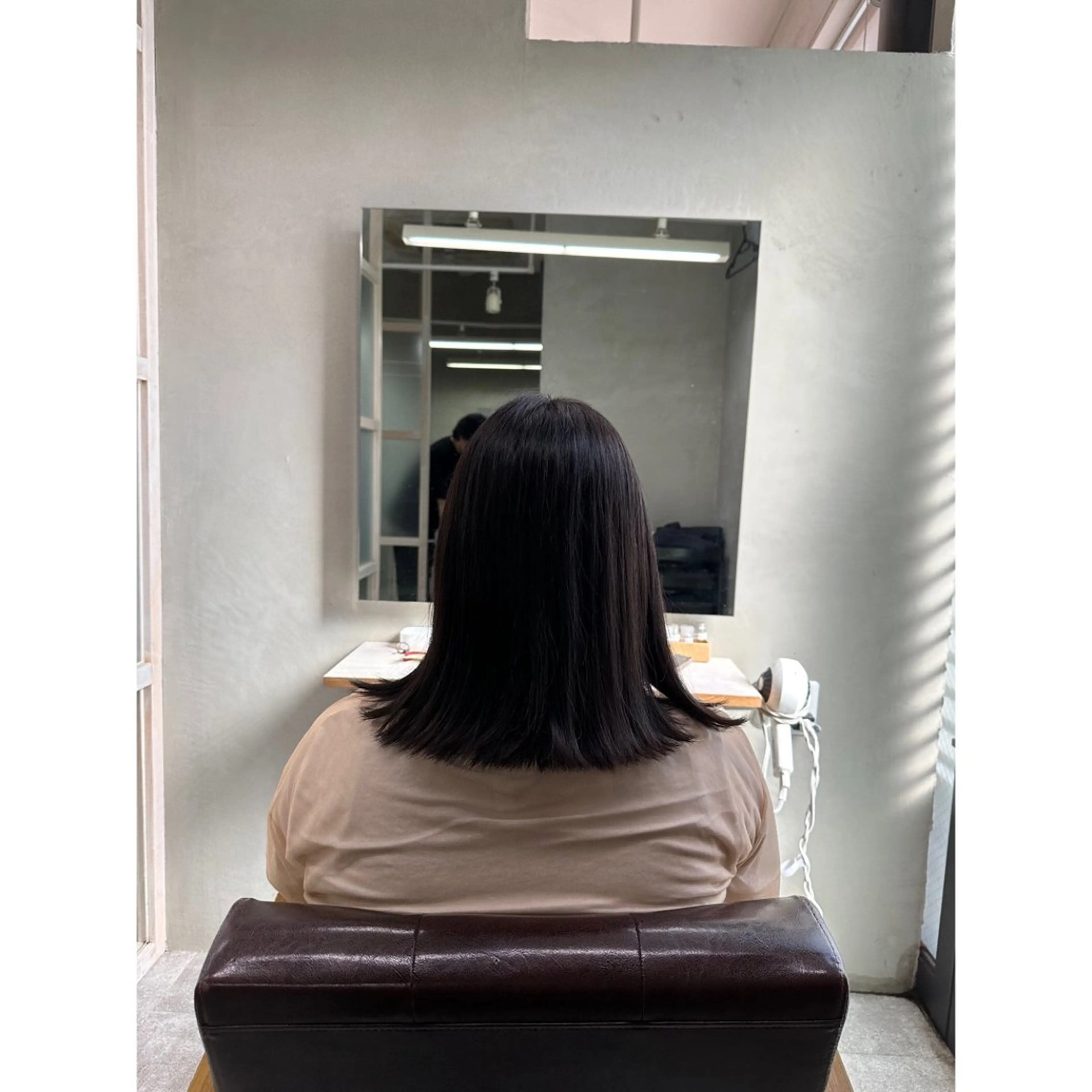 セミロング カラー カット ヘアカラー ｔｏｃｃａ /ｅｒｉのヘアスタイル