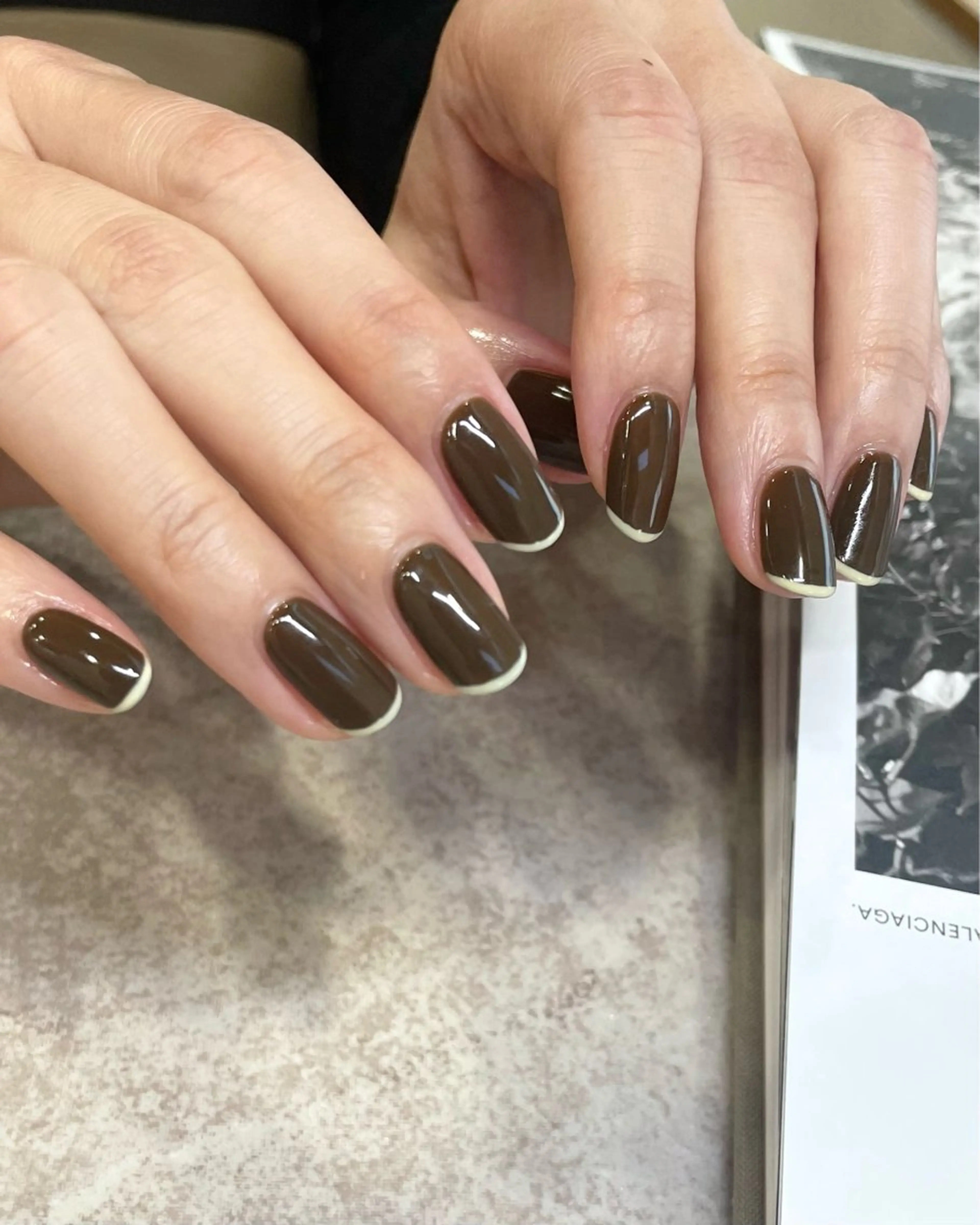 ネイル ブラウン ハンドネイル nailsalon amity🌿池田のネイルデザイン