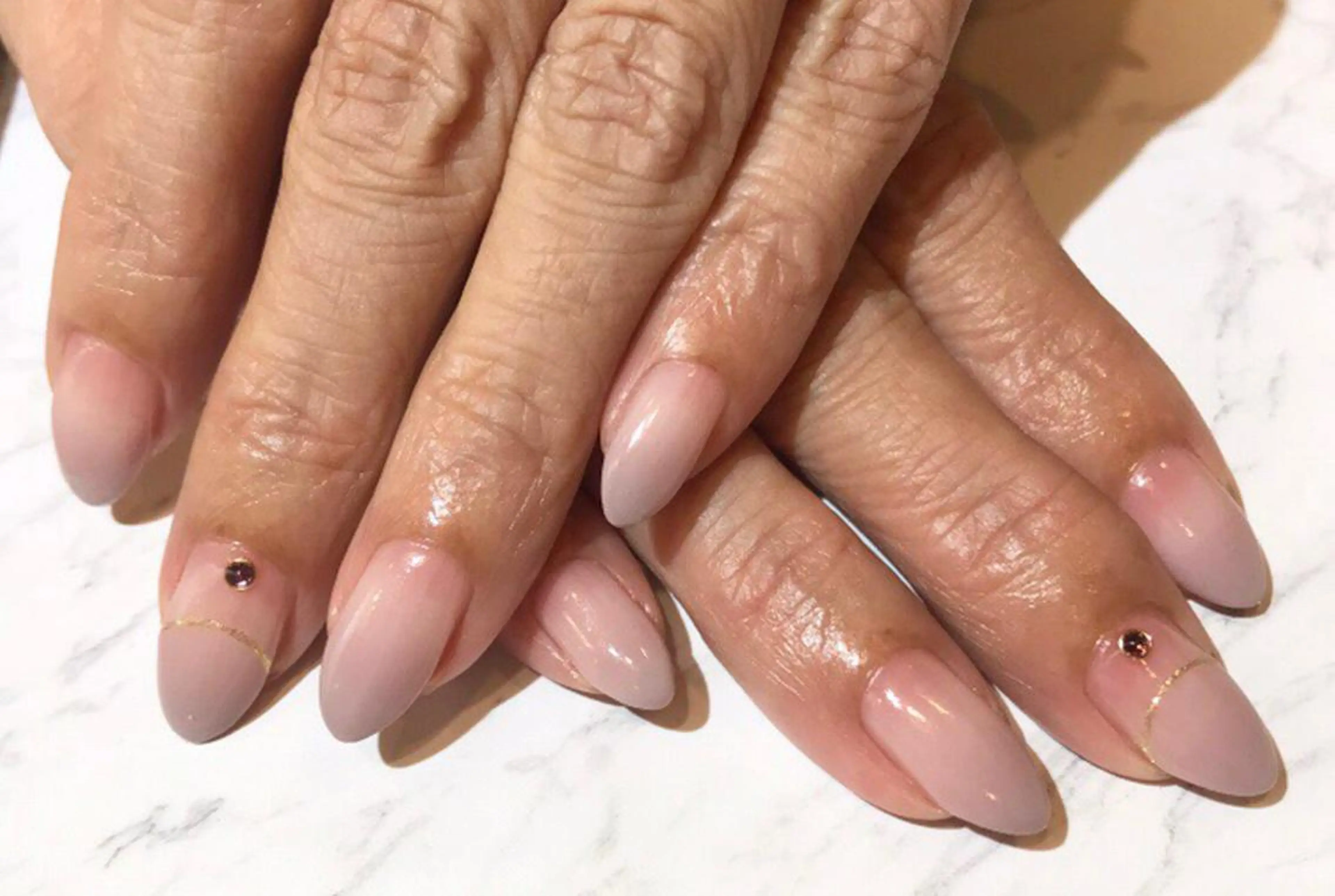 カラー ネイル 関根 未来のネイルデザイン