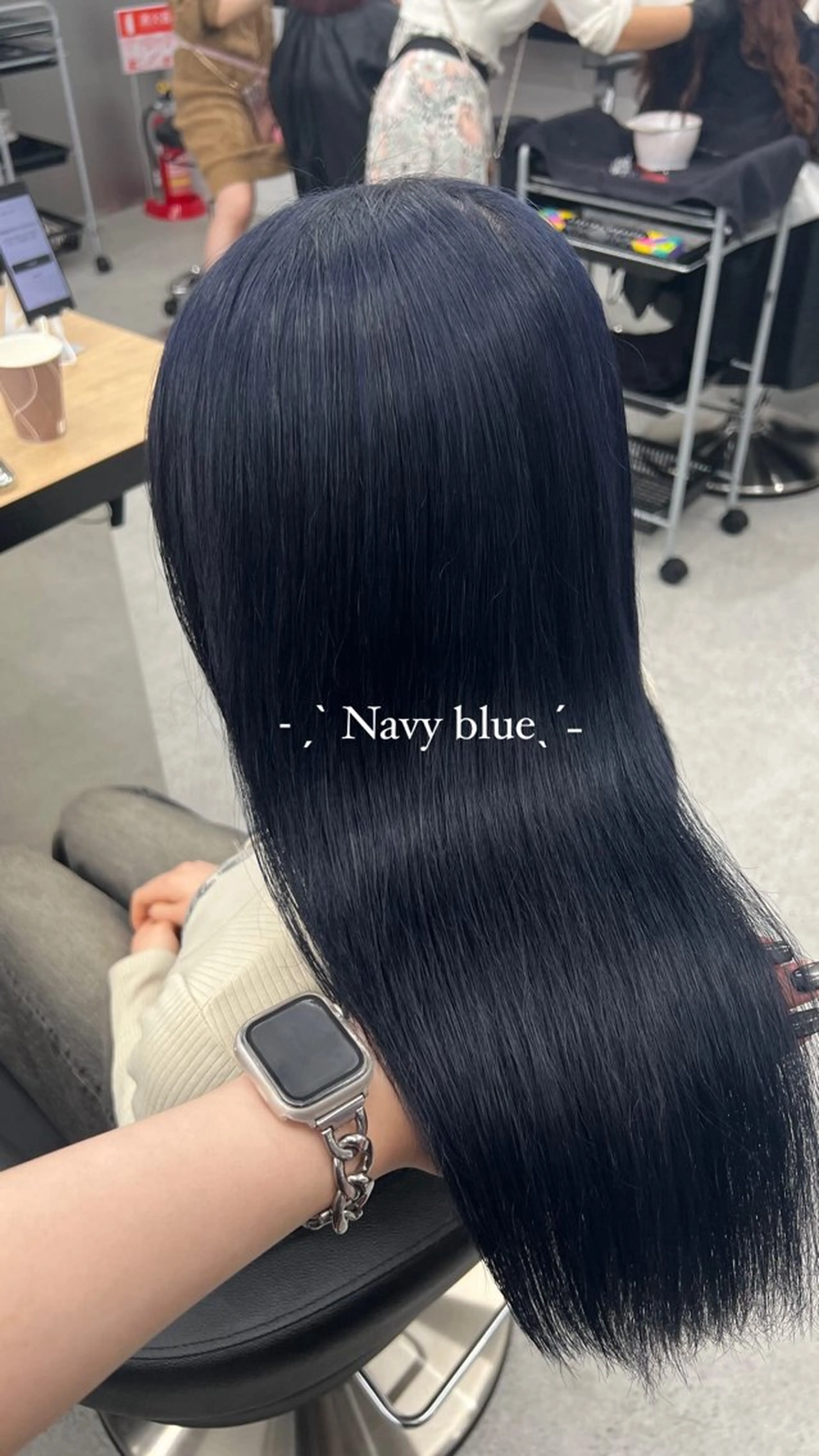 ロング カラー 暗髪🩶ラベンダー/ ブルー/ユウナ🤍のヘアスタイル