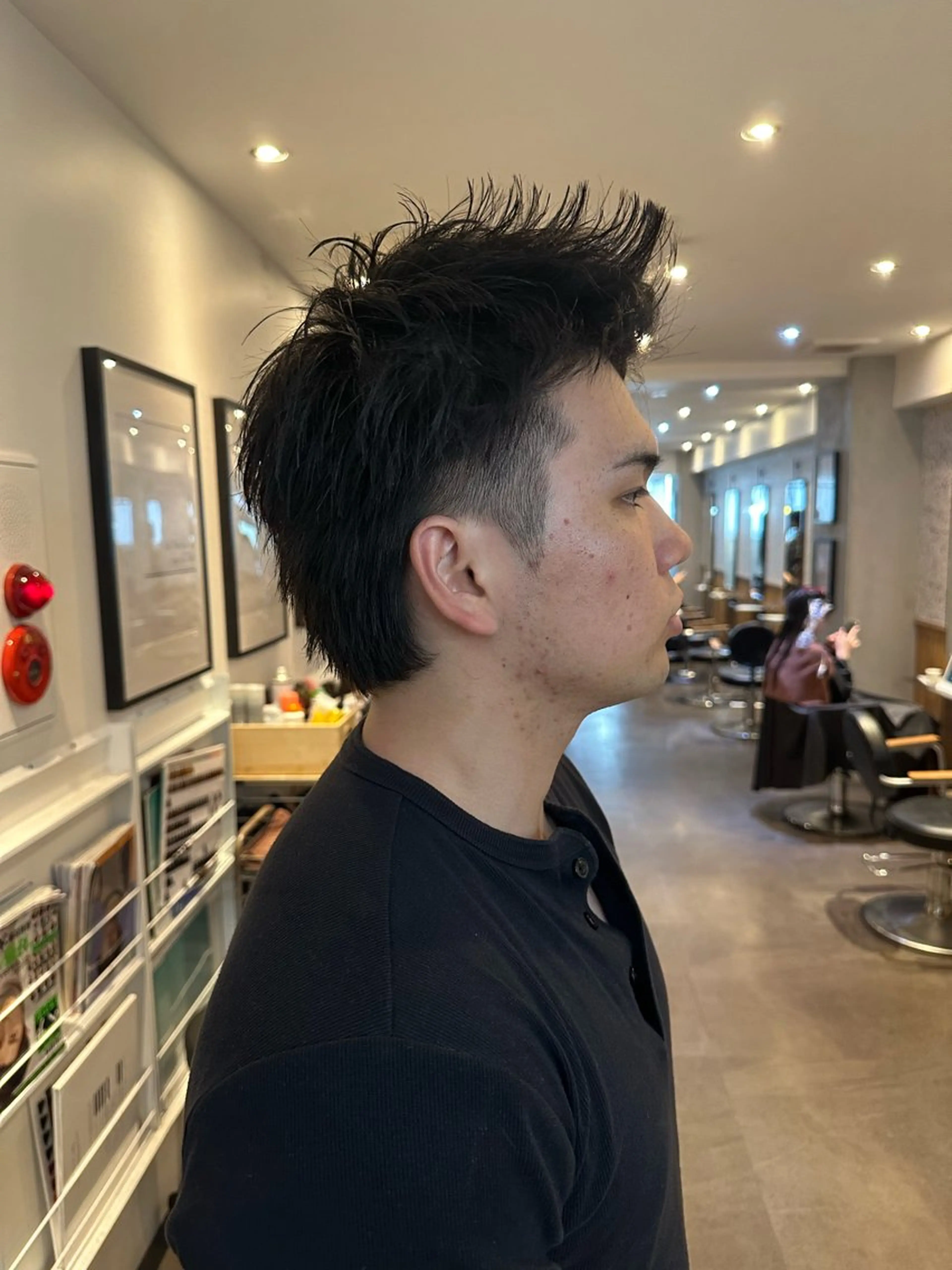 メンズ カット ブリーチ・レイヤ ー特化🔥 ちかまるのヘアスタイル