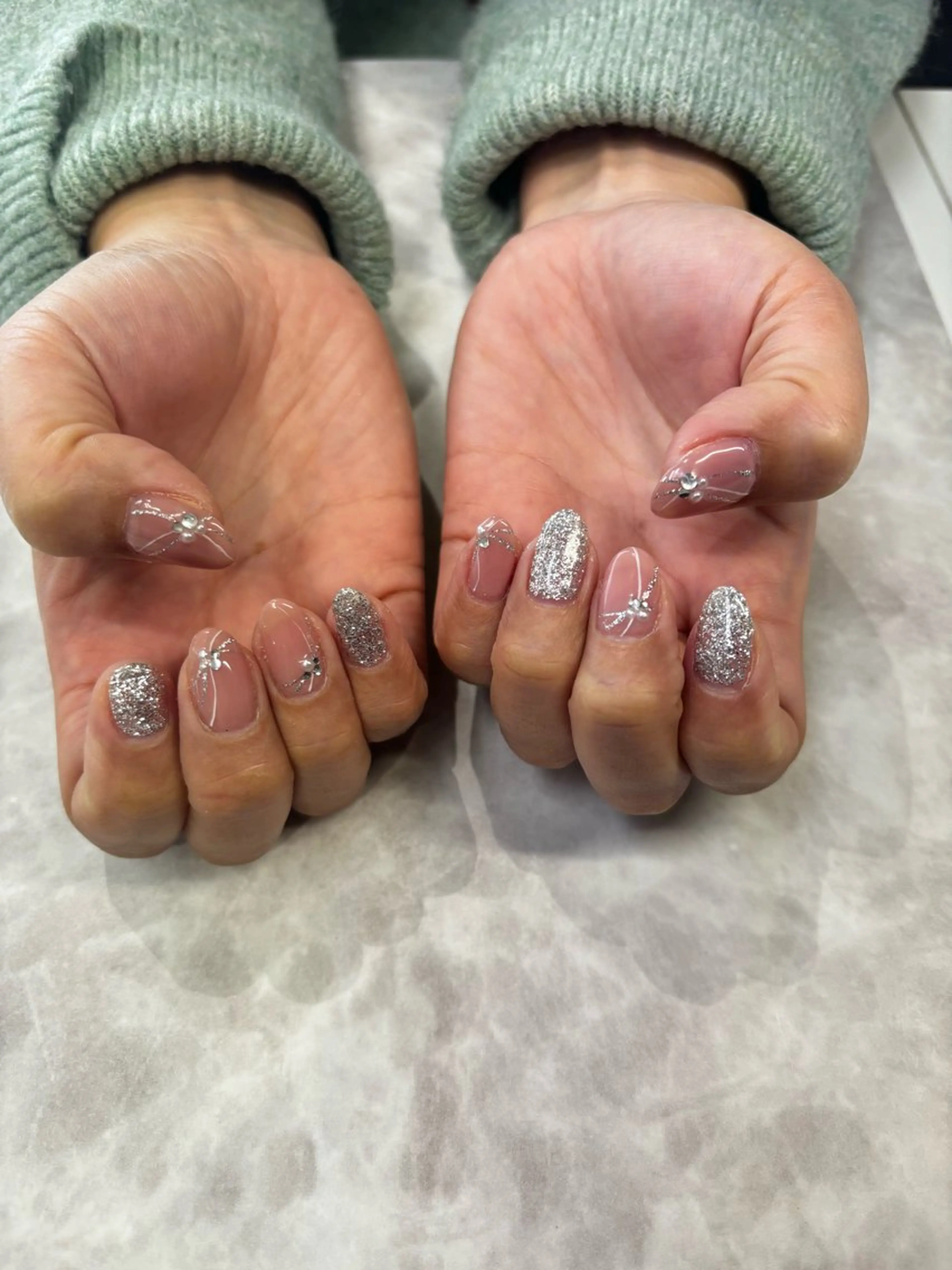 ネイル ハンドネイル 長坂 若菜のネイルデザイン