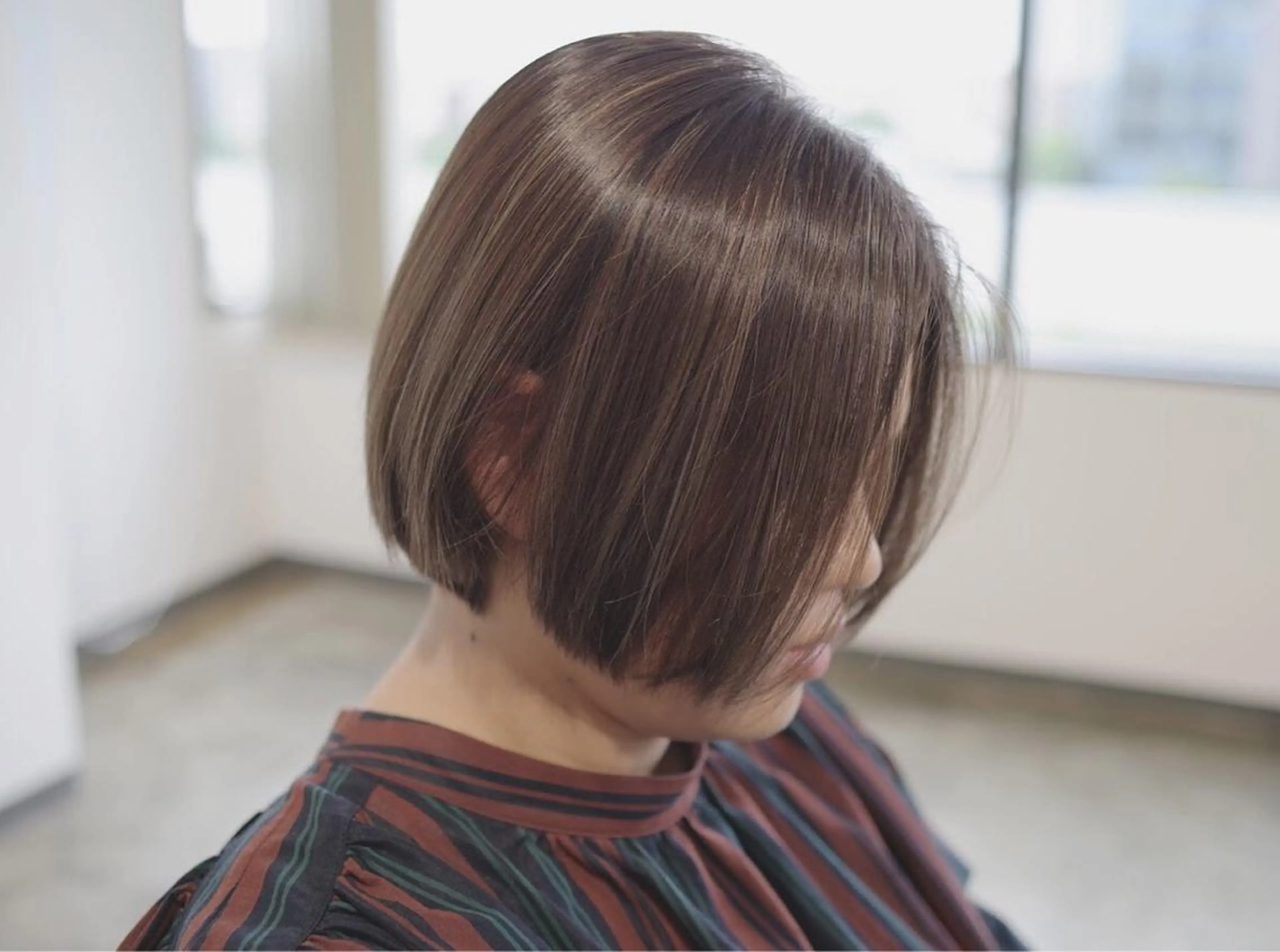 ミディアム カラー クセ毛お悩みの方 四宮桂佑のヘアスタイル