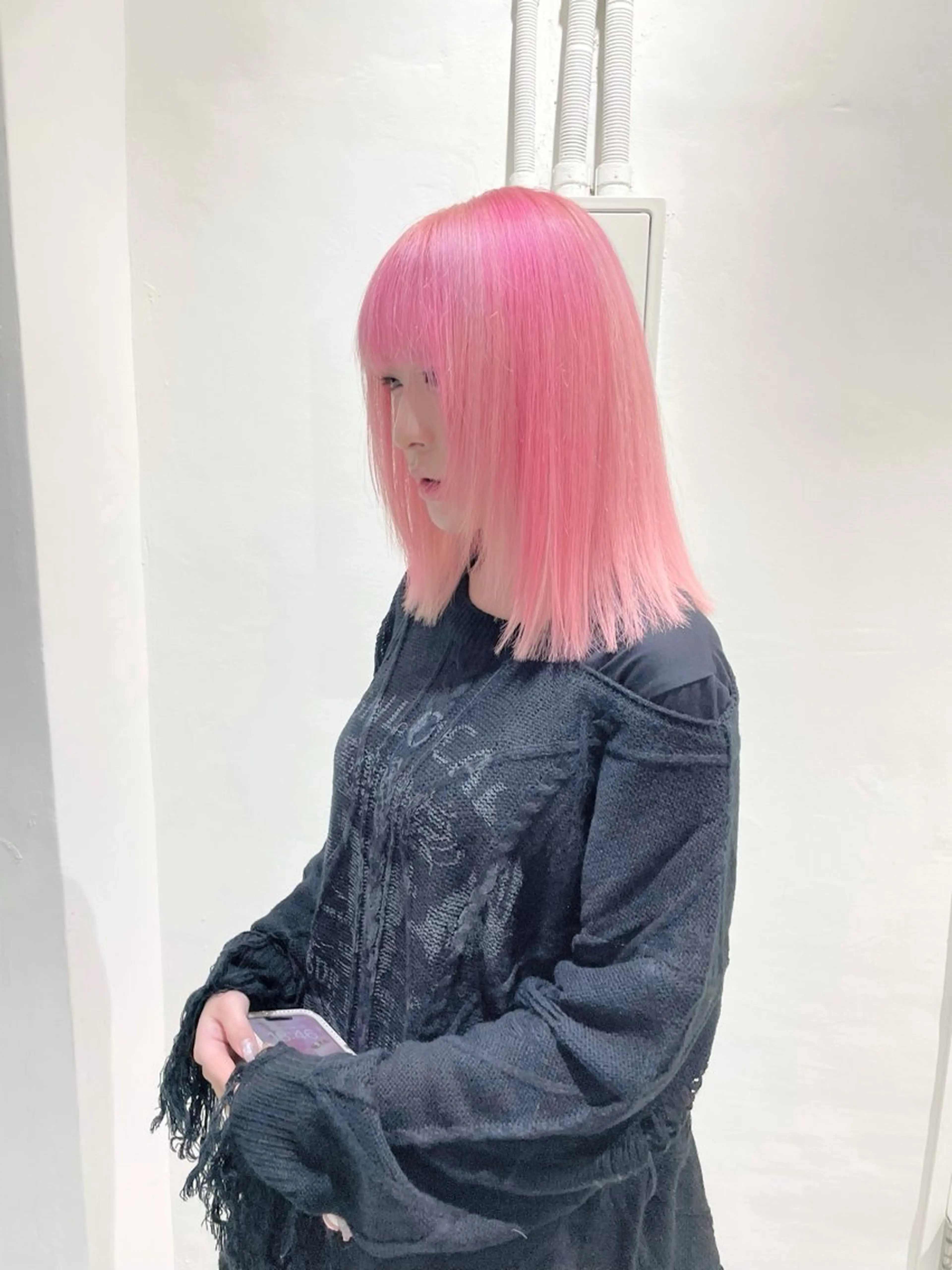 ミディアム 似合わせカット Muミュー/ブリーチ ハイトーン　Wカラーのヘアスタイル