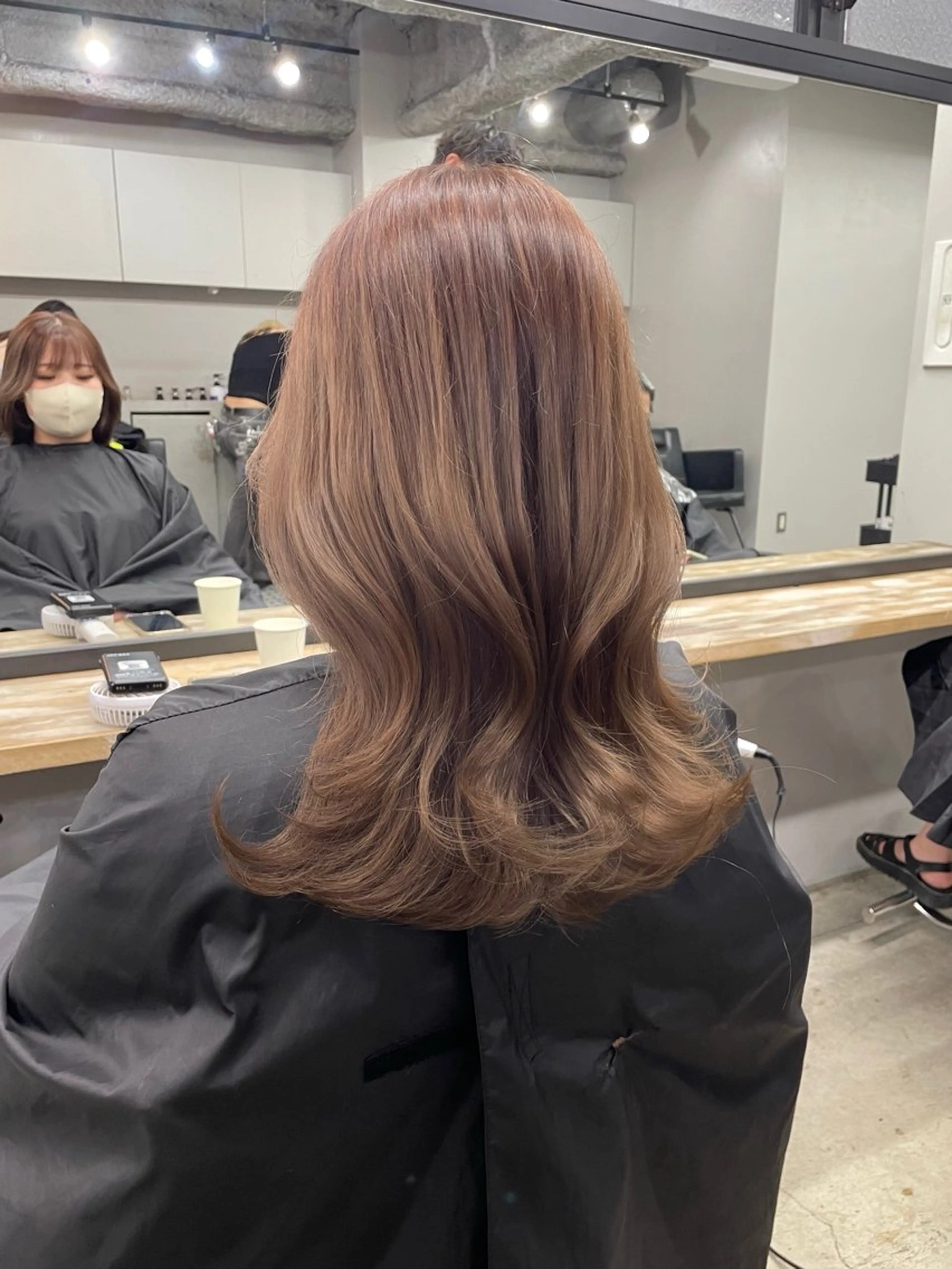 ロング カラー カット ヘアカラー トリートメント ヘアセット 新宿/韓国ヘア/ 髪質改善ストレートのヘアスタイル