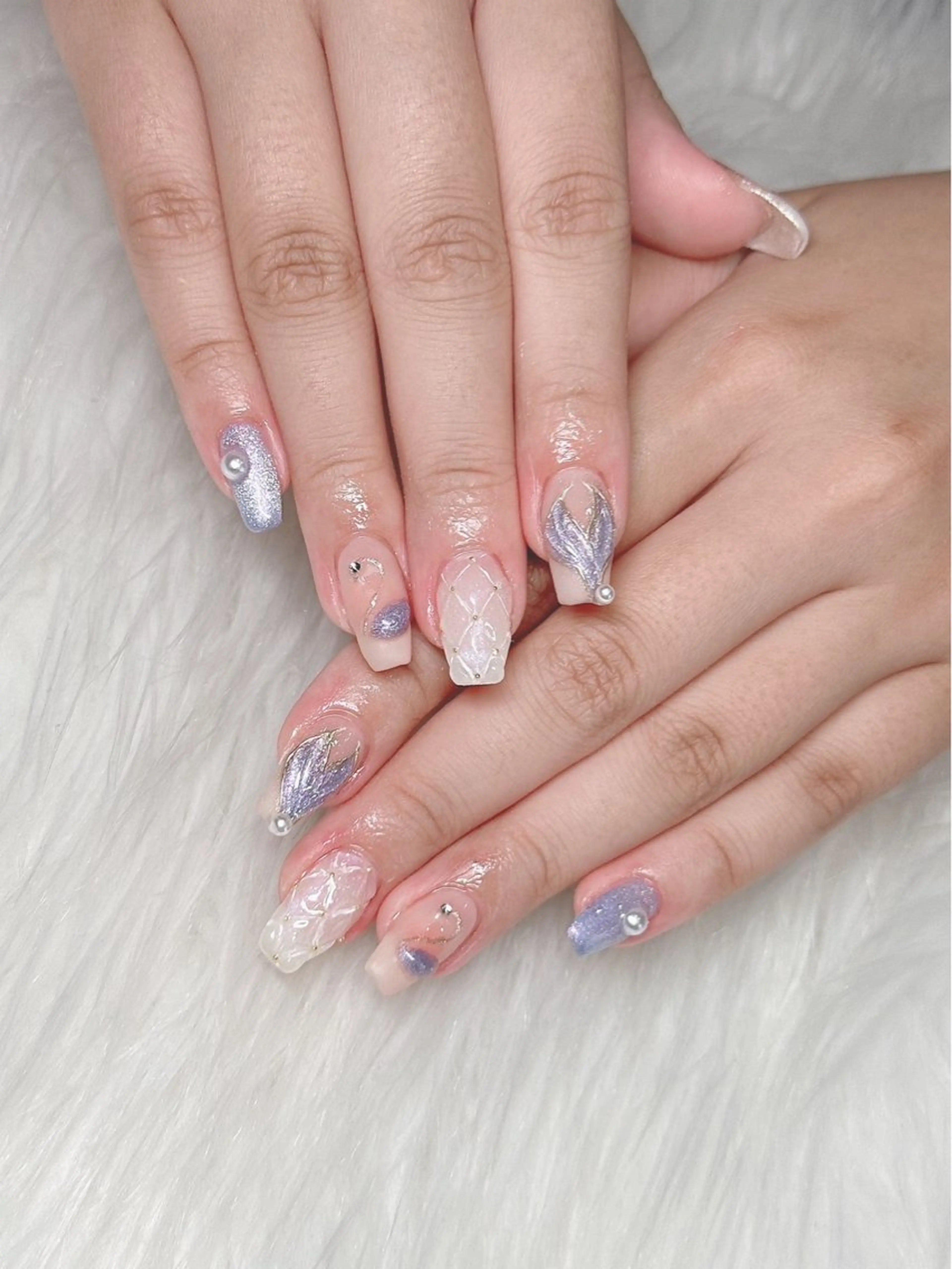 ネイル ハンドネイル nail&eye Ariesのネイルデザイン