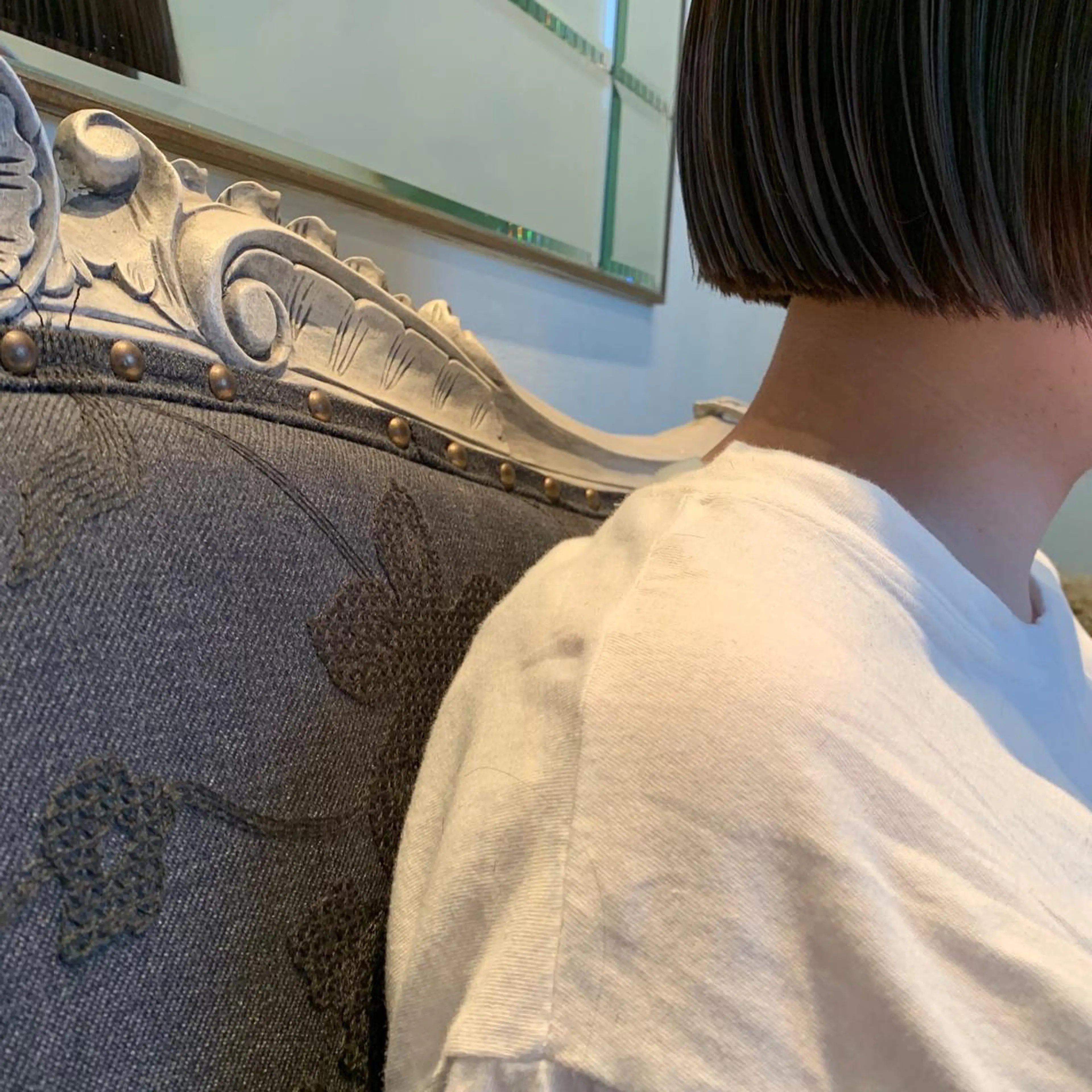 ショート SAKINO. ベージュカラーのヘアスタイル
