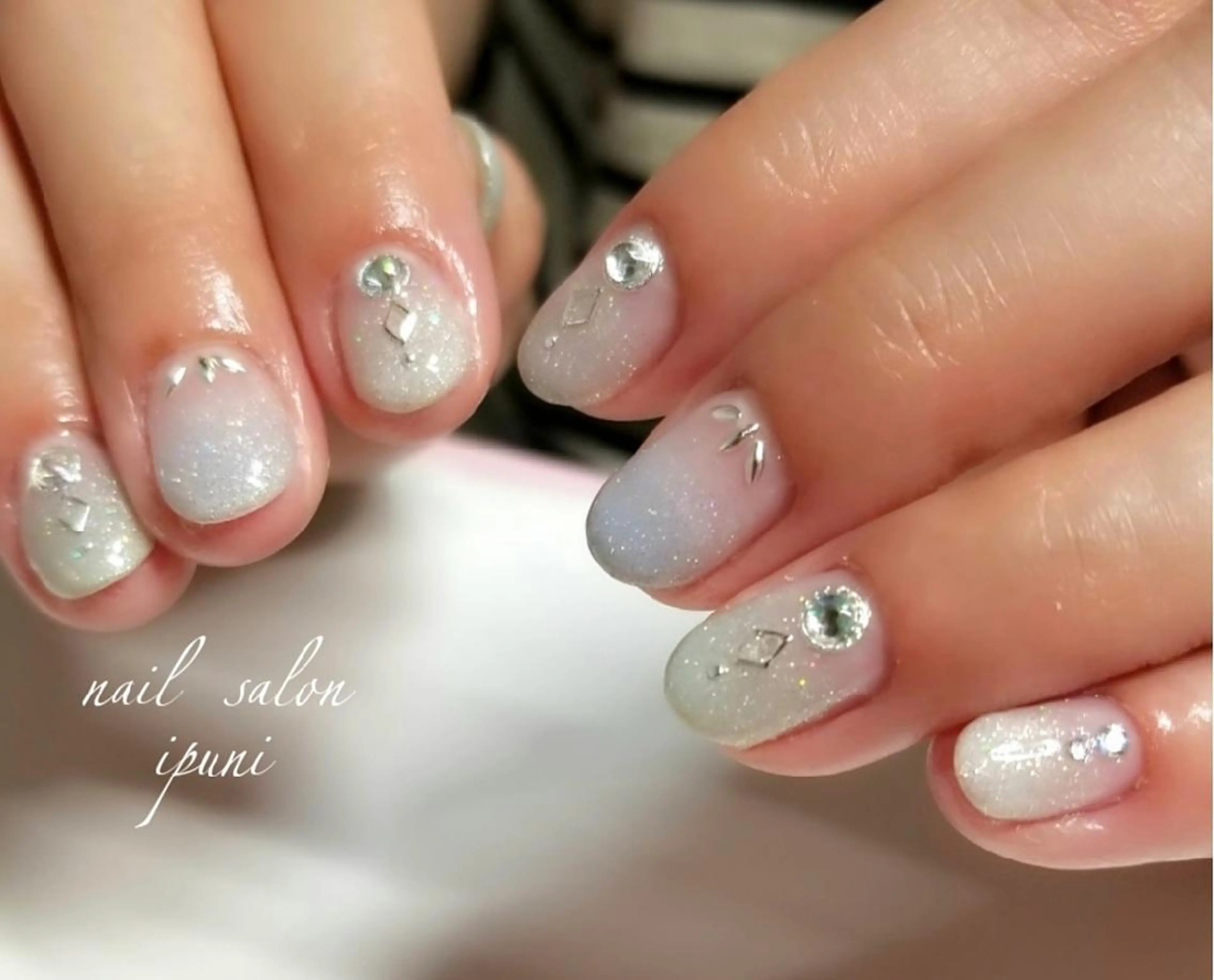 ネイル グラデーション nail salon ipuniのネイルデザイン