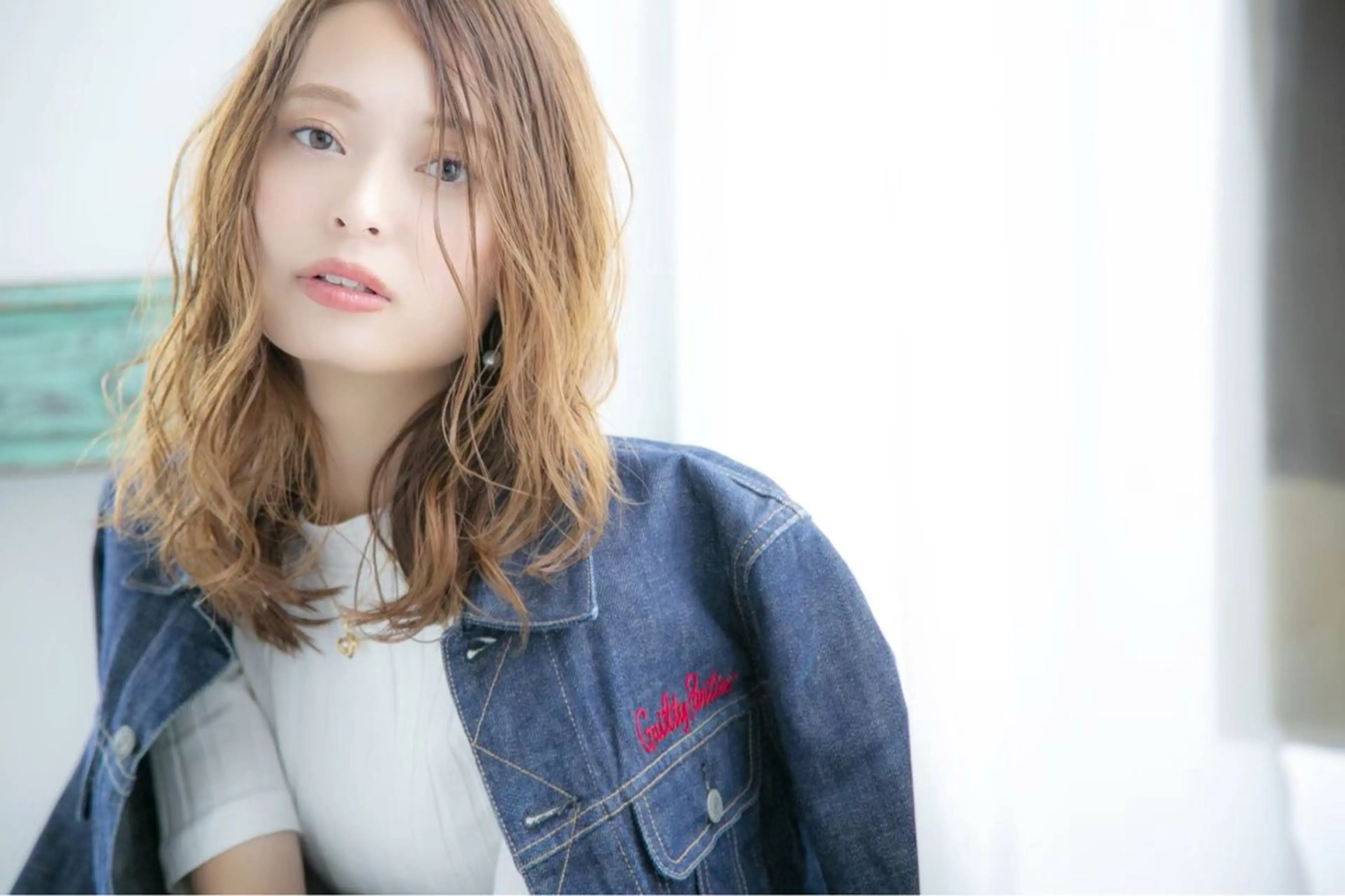 ロング カラー ベージュカラー ブリーチ ブリーチなしカラー レイヤー/艶髪/ 髪質改善/YUYAのヘアスタイル