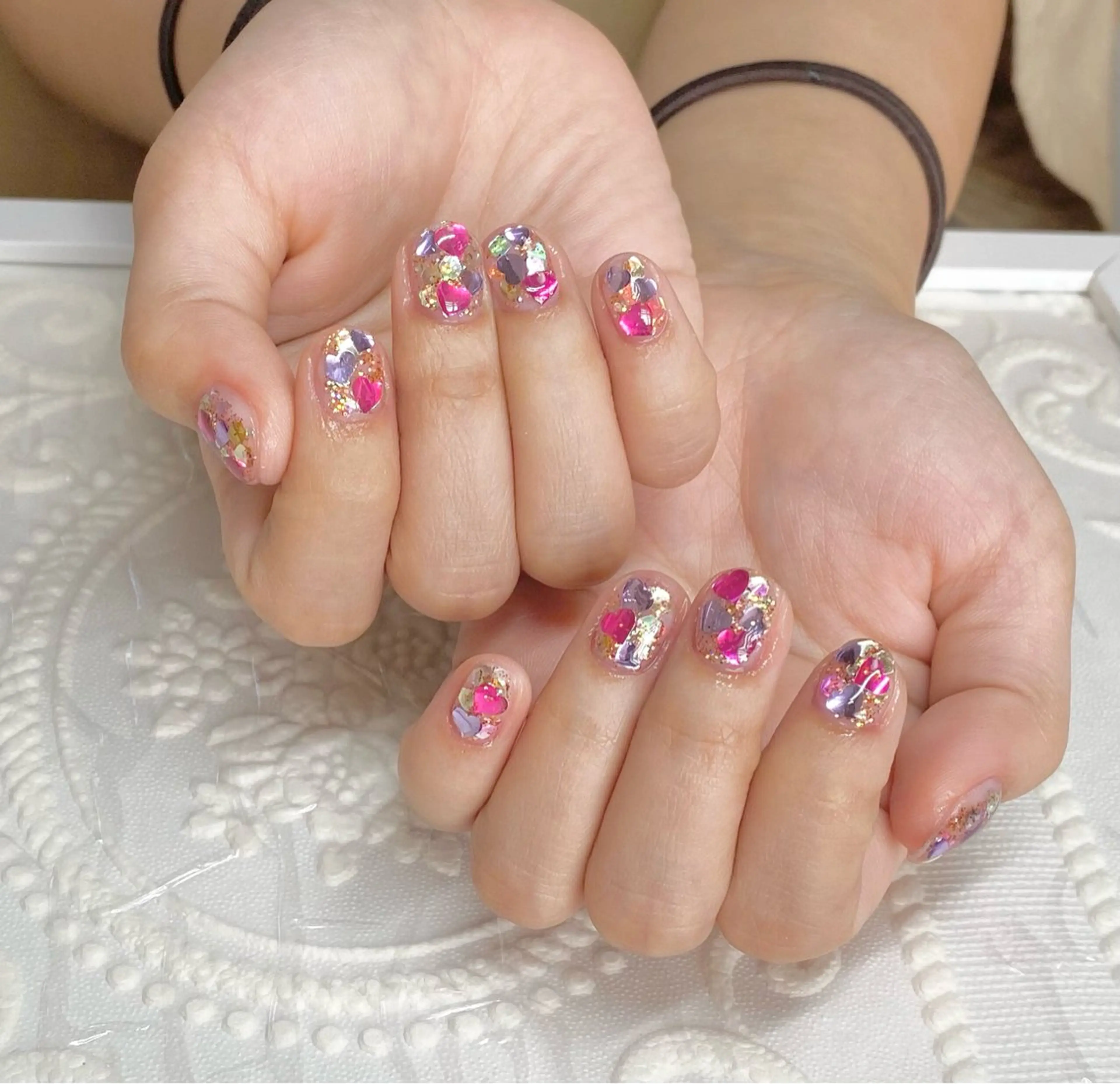 ショート ネイル パープルカラー ゴールド ハート ラメ(グリッター) パープル ハンドネイル LUNE NAILのその他イメージ