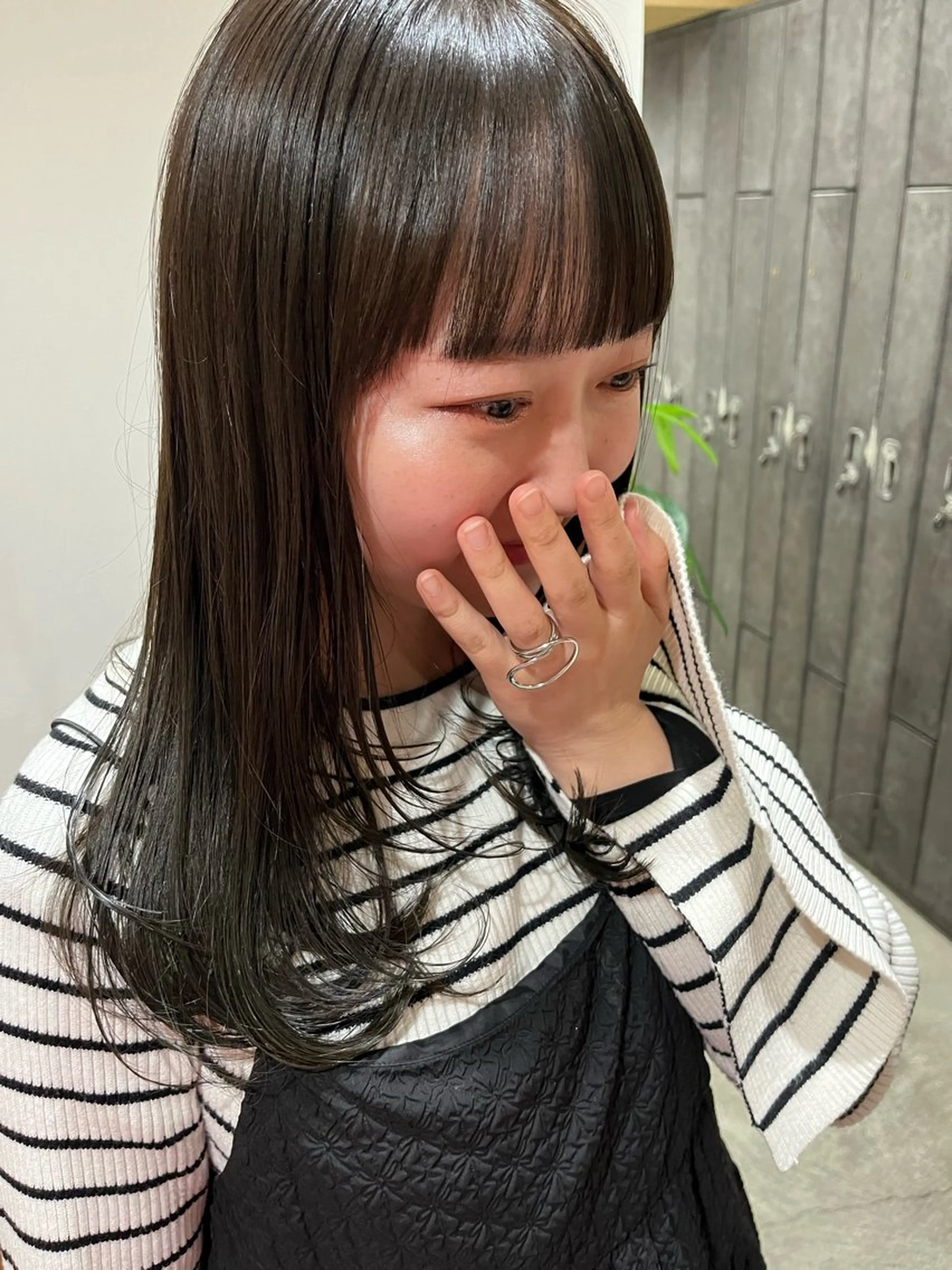 セミロング 顔まわりレイヤー 顔周りカット レイヤーカット 梅田美容室/カット /Maoのヘアスタイル