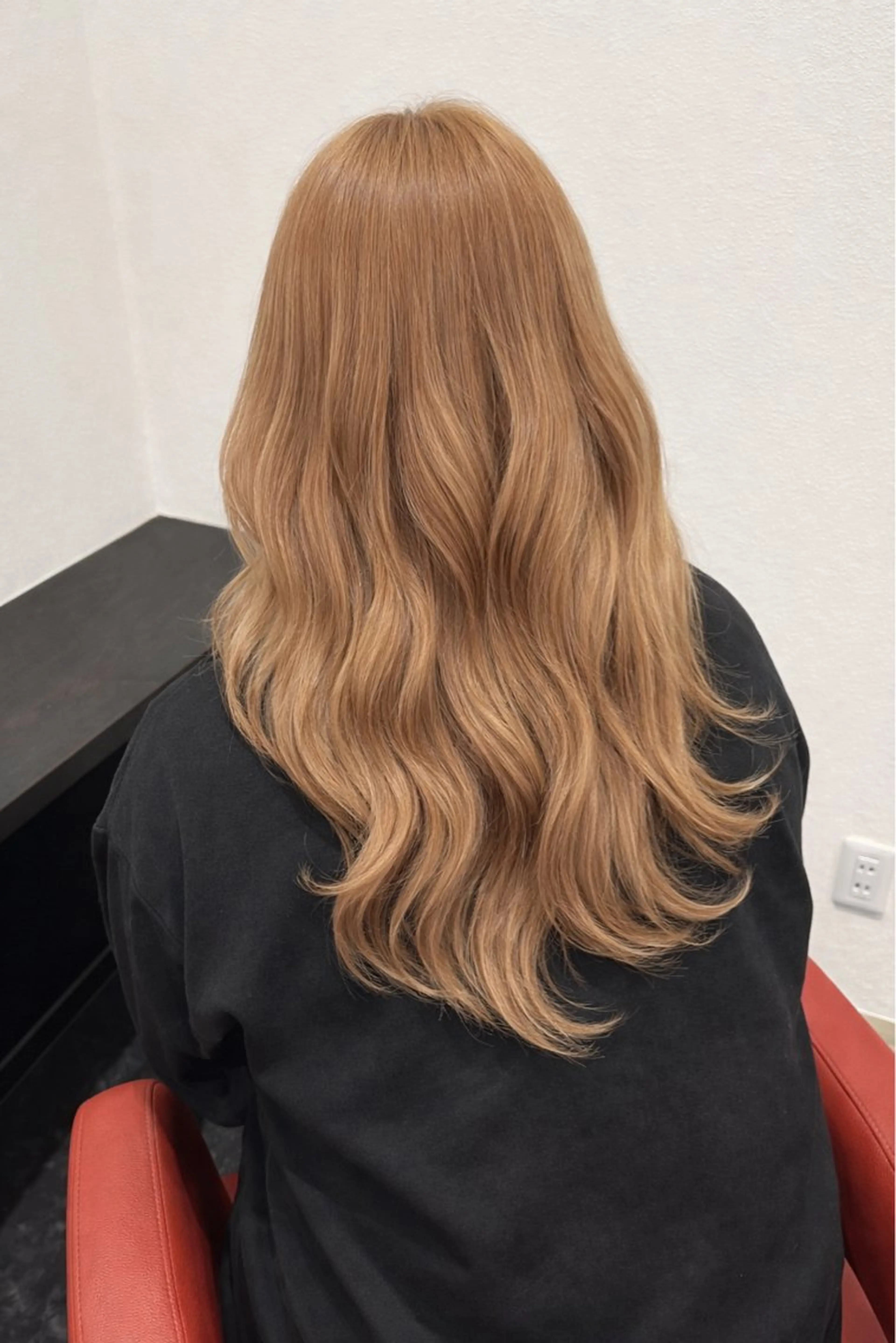 カラー ヘアカラー 沢木 陽菜のヘアスタイル