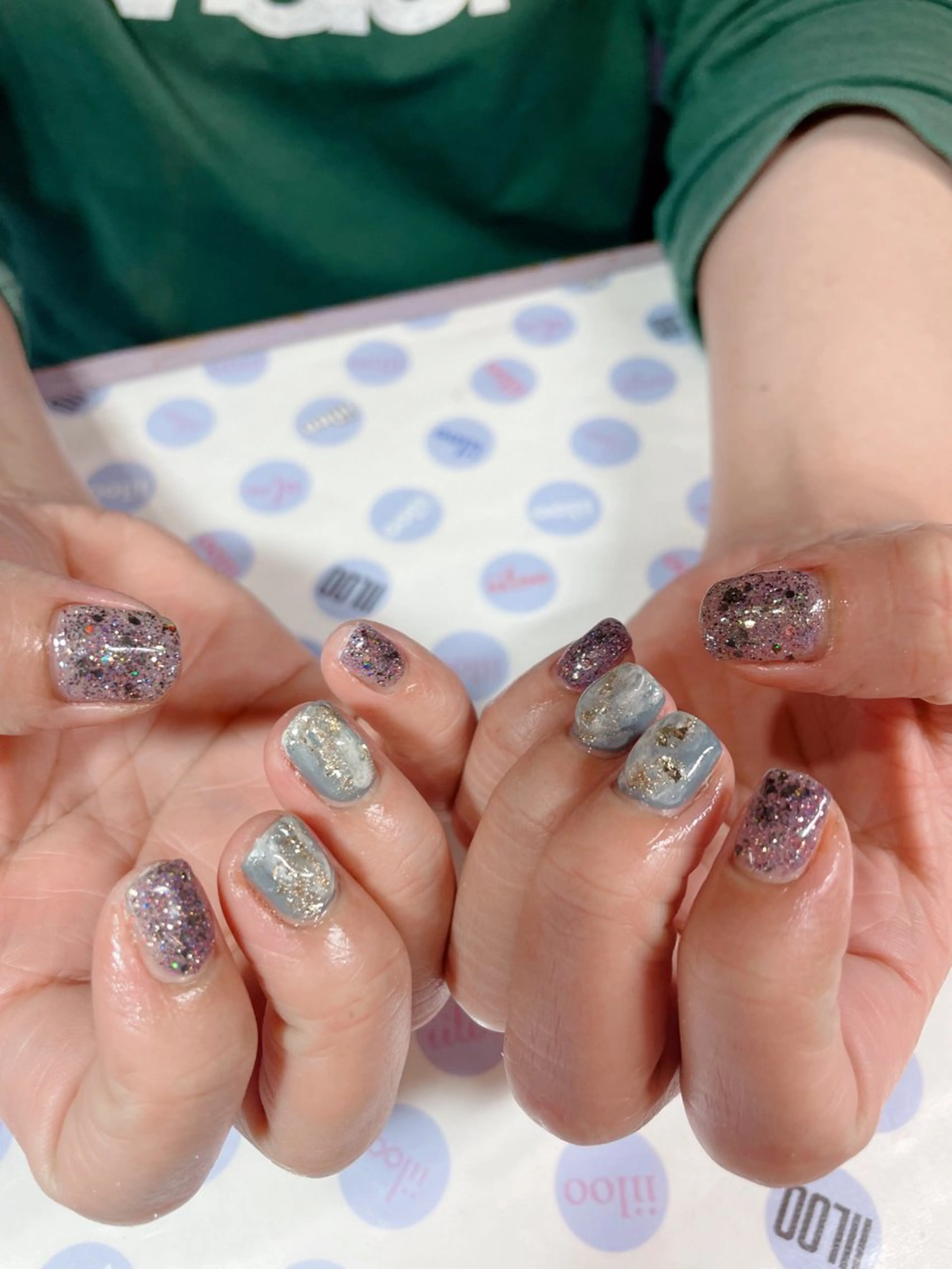 ネイル iiloo aromaworksのネイルデザイン