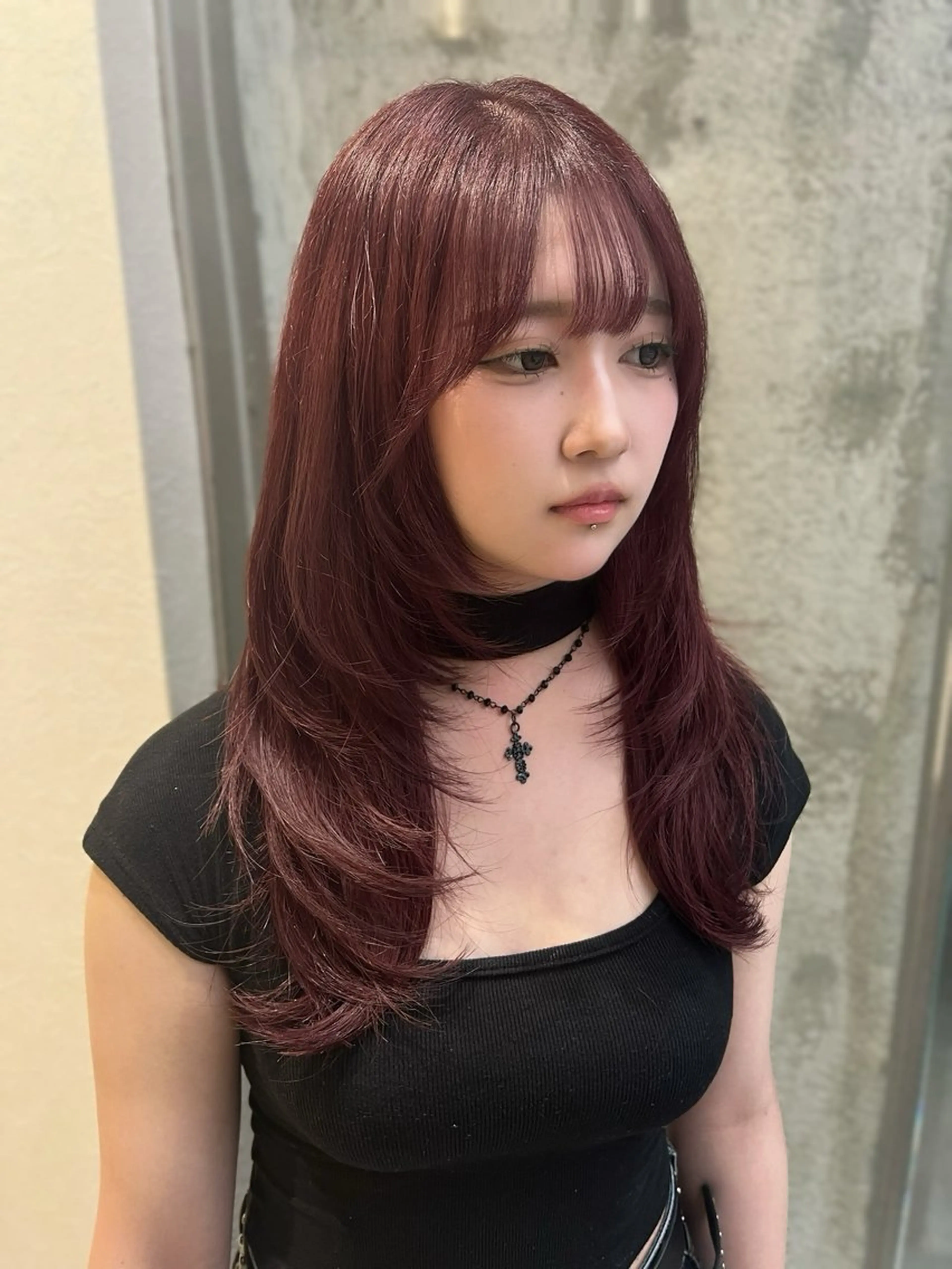 セミロング リコ ハッシュカット 韓国レイヤーのヘアスタイル