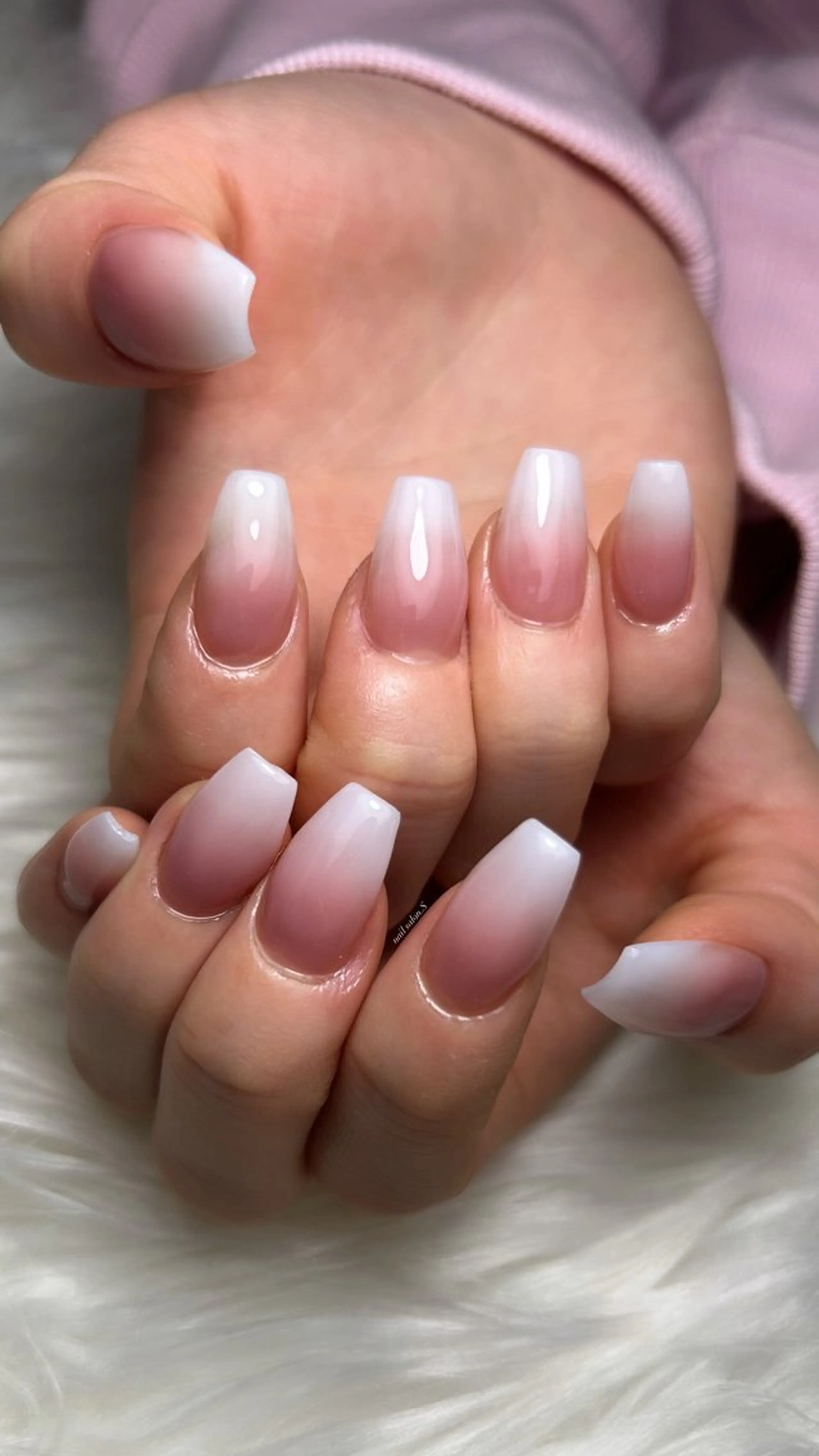 ネイル ジェルネイル 持ち込み スカルプネイル 関山 志乃のネイルデザイン