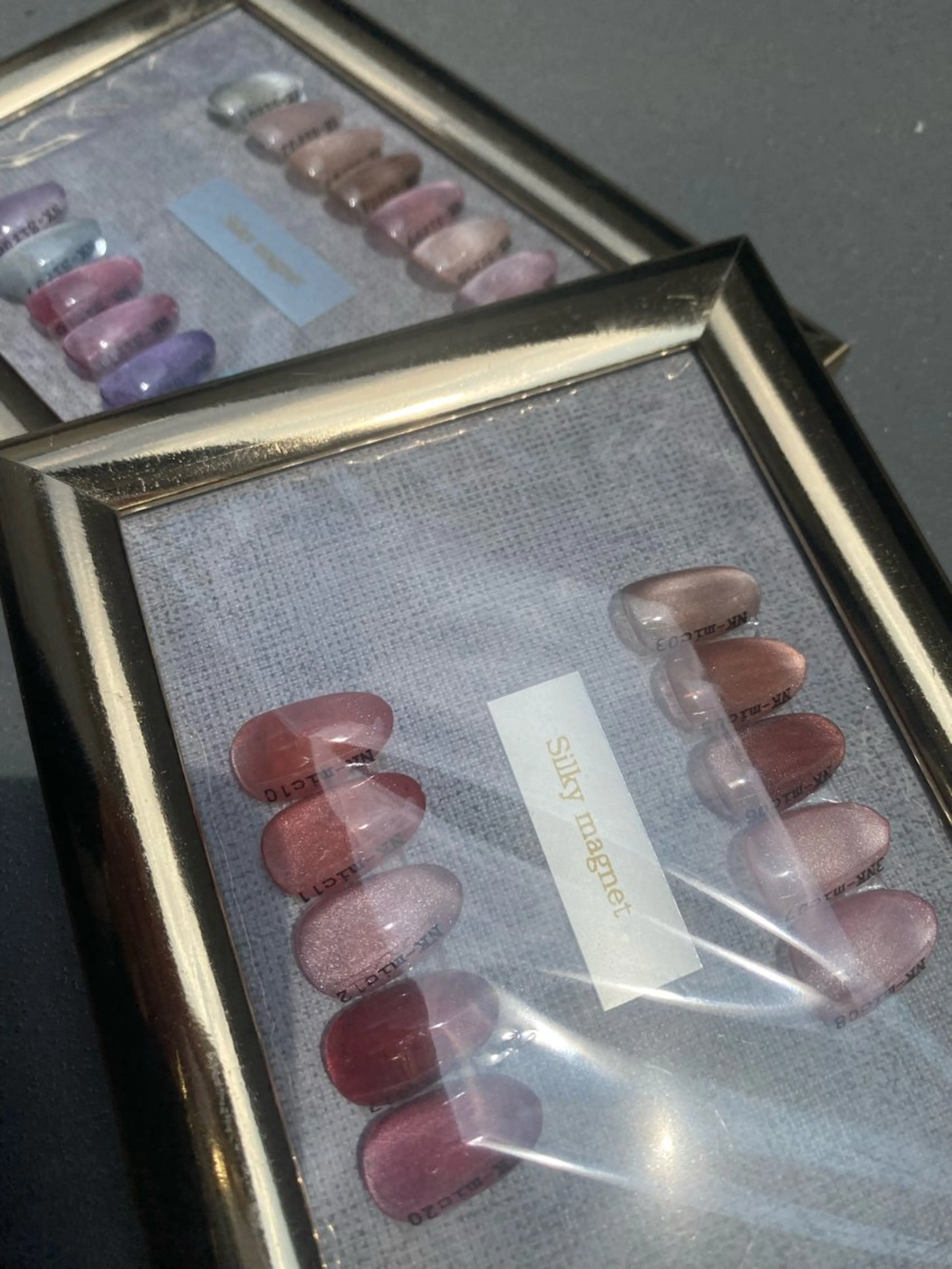 ネイル マグネットネイル ハンドネイル 🌿Charme🌿 MAIのネイルデザイン