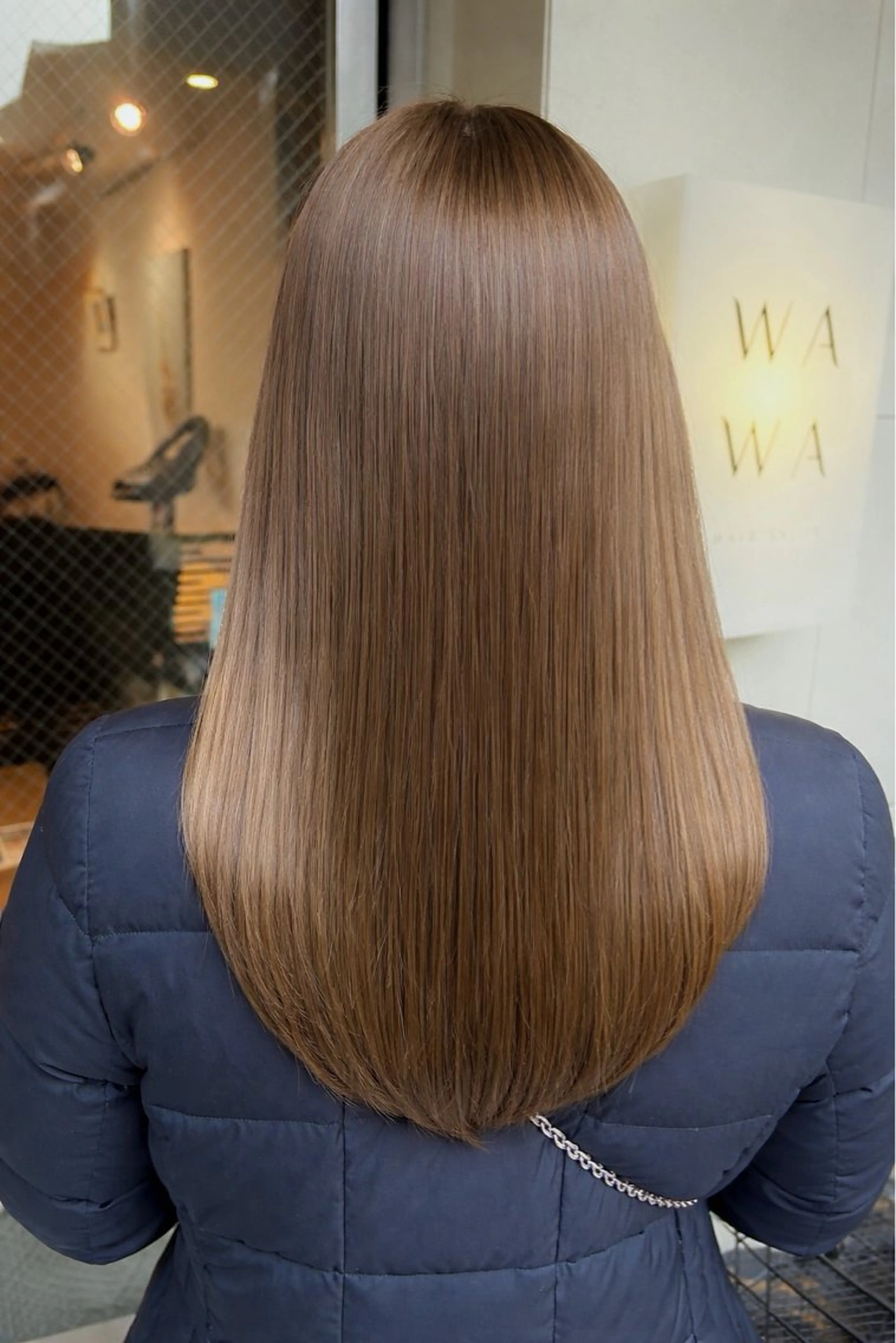 ロング カラー ベージュカラー ブリーチ ダブルカラー ミルクティーベージュ ブリーチなしカラー ヘアカラー WAWA miu🌷のヘアスタイル