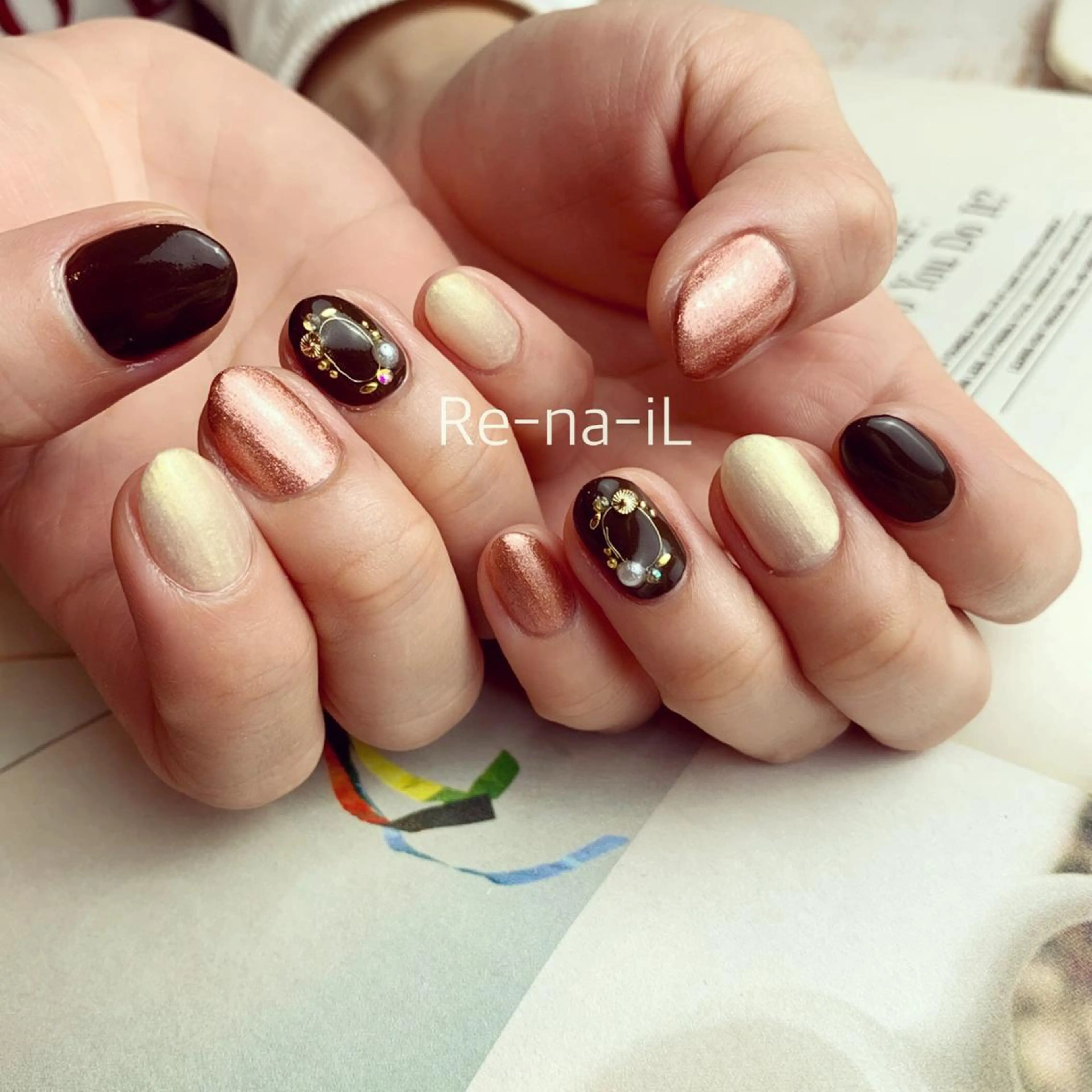 ネイル 本田 レイナ （ネイリスト）のネイルデザイン