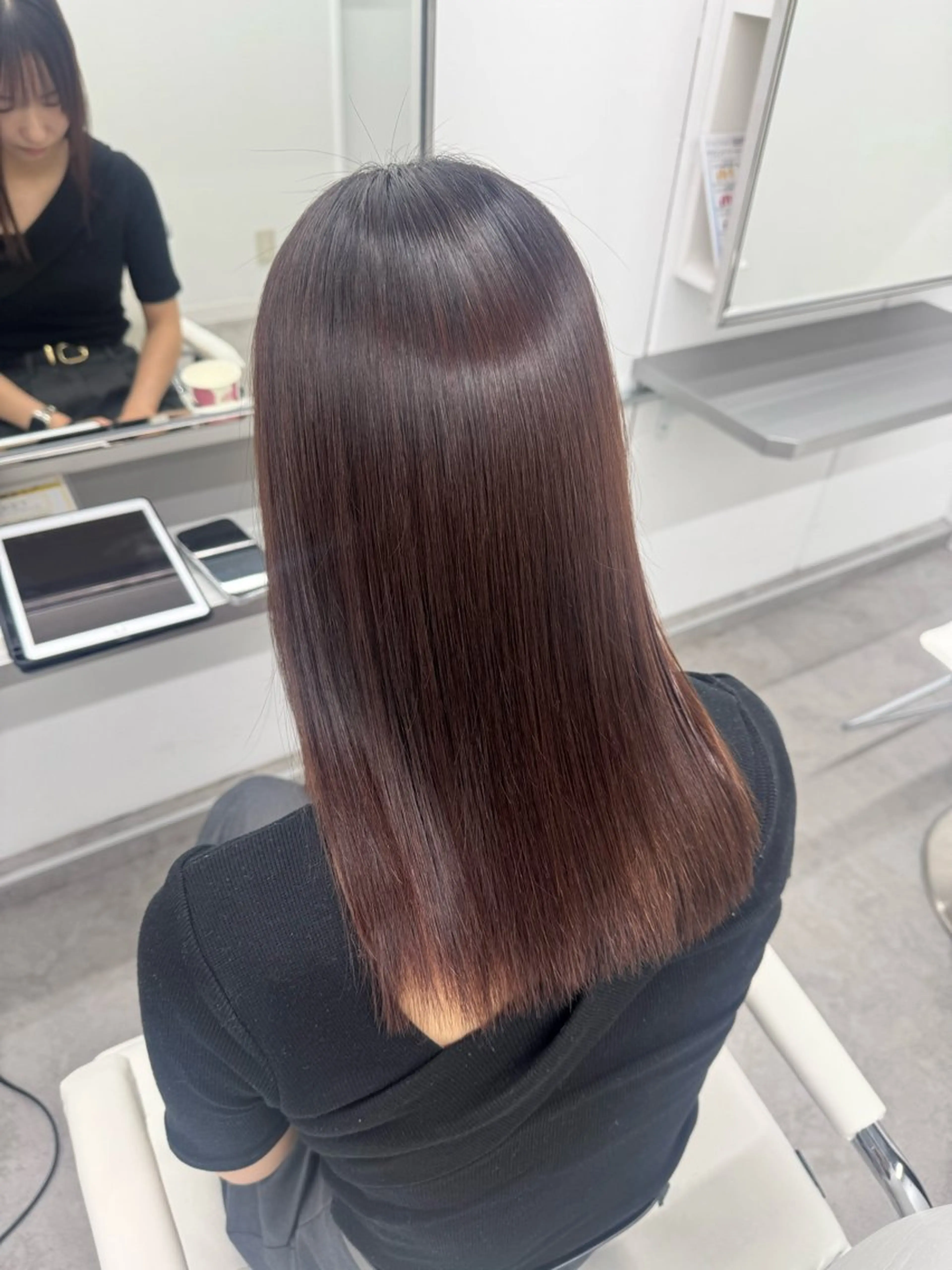 ミディアム カット 縮毛矯正 🕯コバ/レイヤー/ 美髪縮毛🕯のヘアスタイル