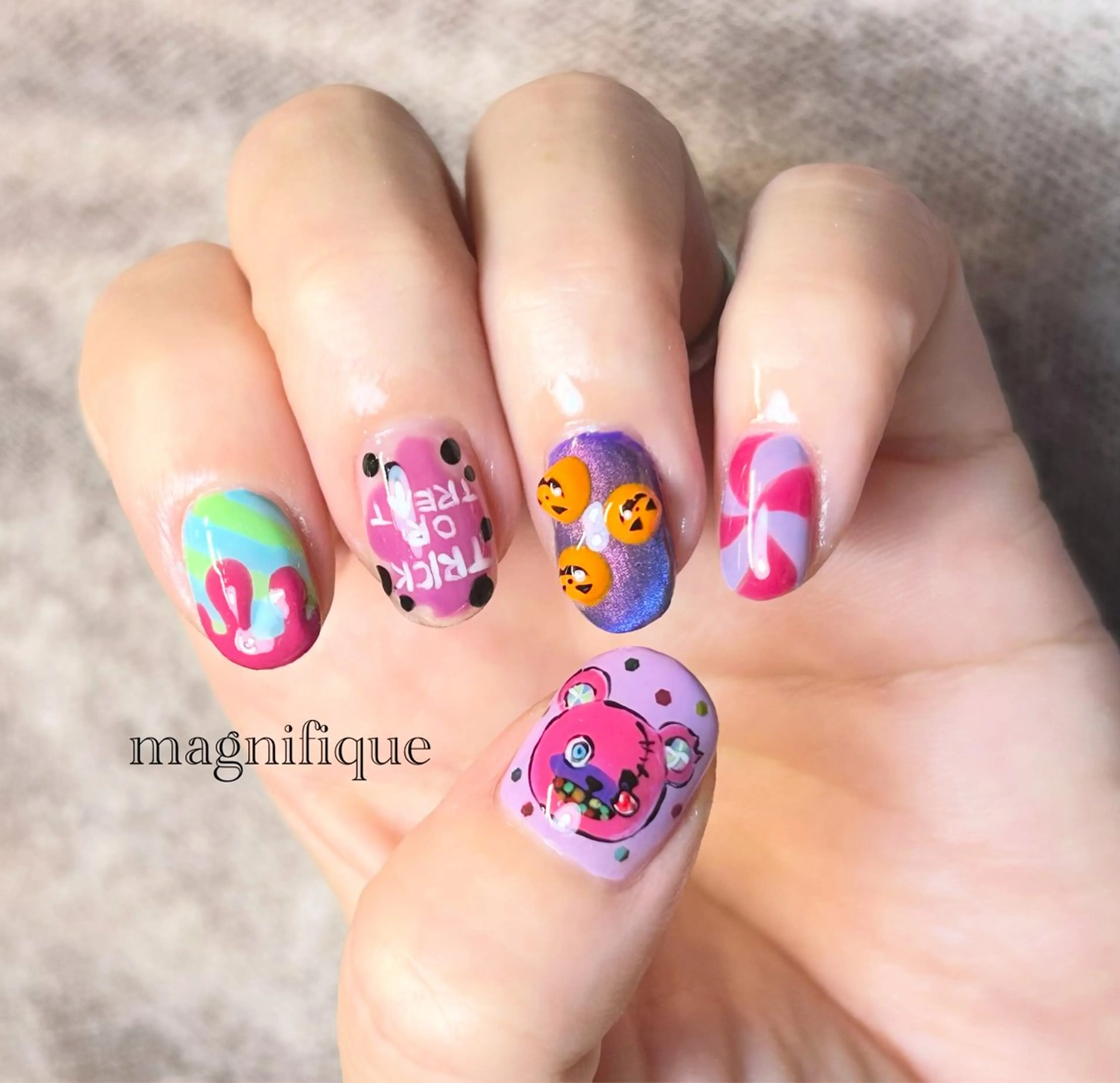 ネイル アートネイル ハロウィン ロングネイル ショートネイル プライベートサロン マニフィークのネイルデザイン