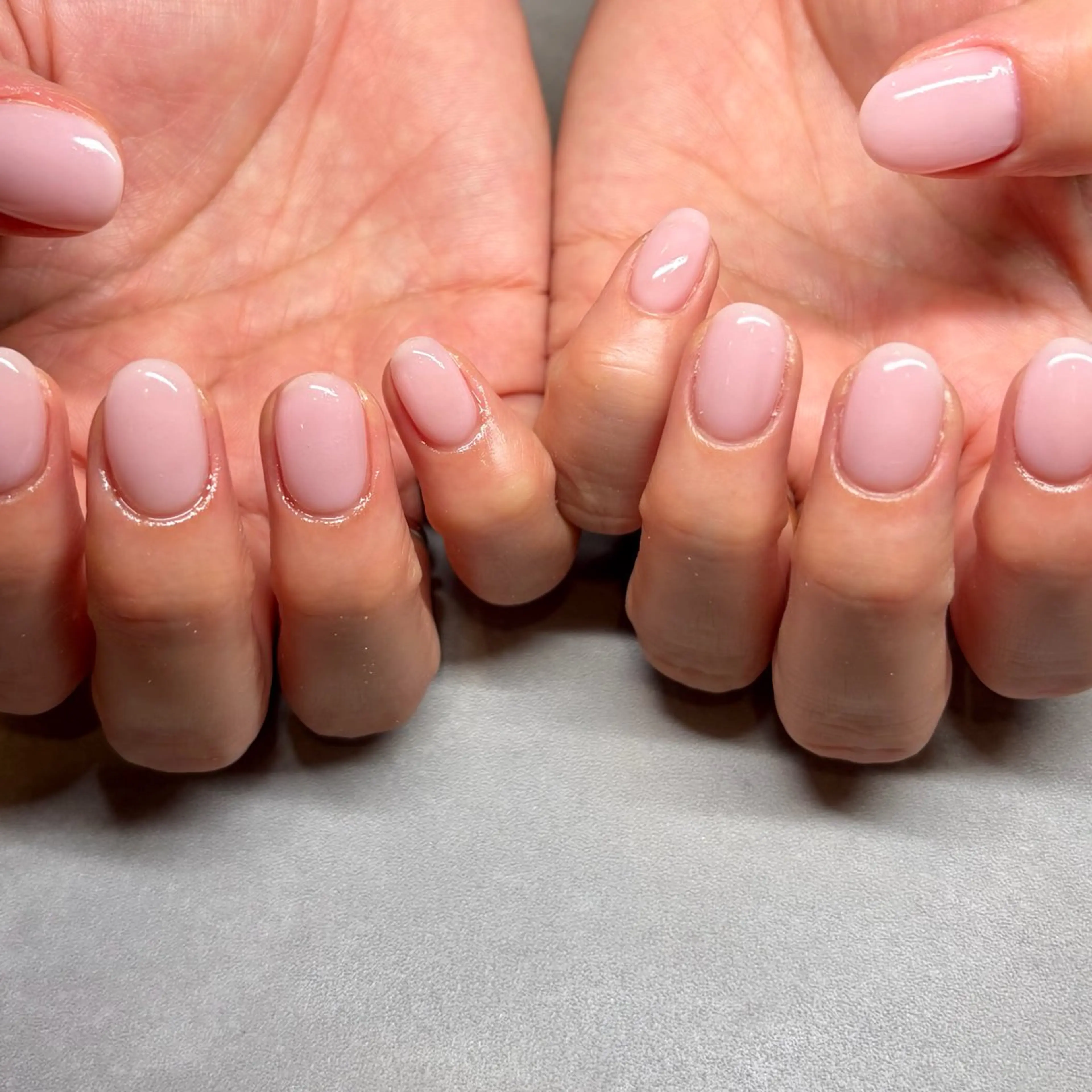 ネイル ホワイト ハンドネイル YUKO🩶 sofa立川のネイルデザイン