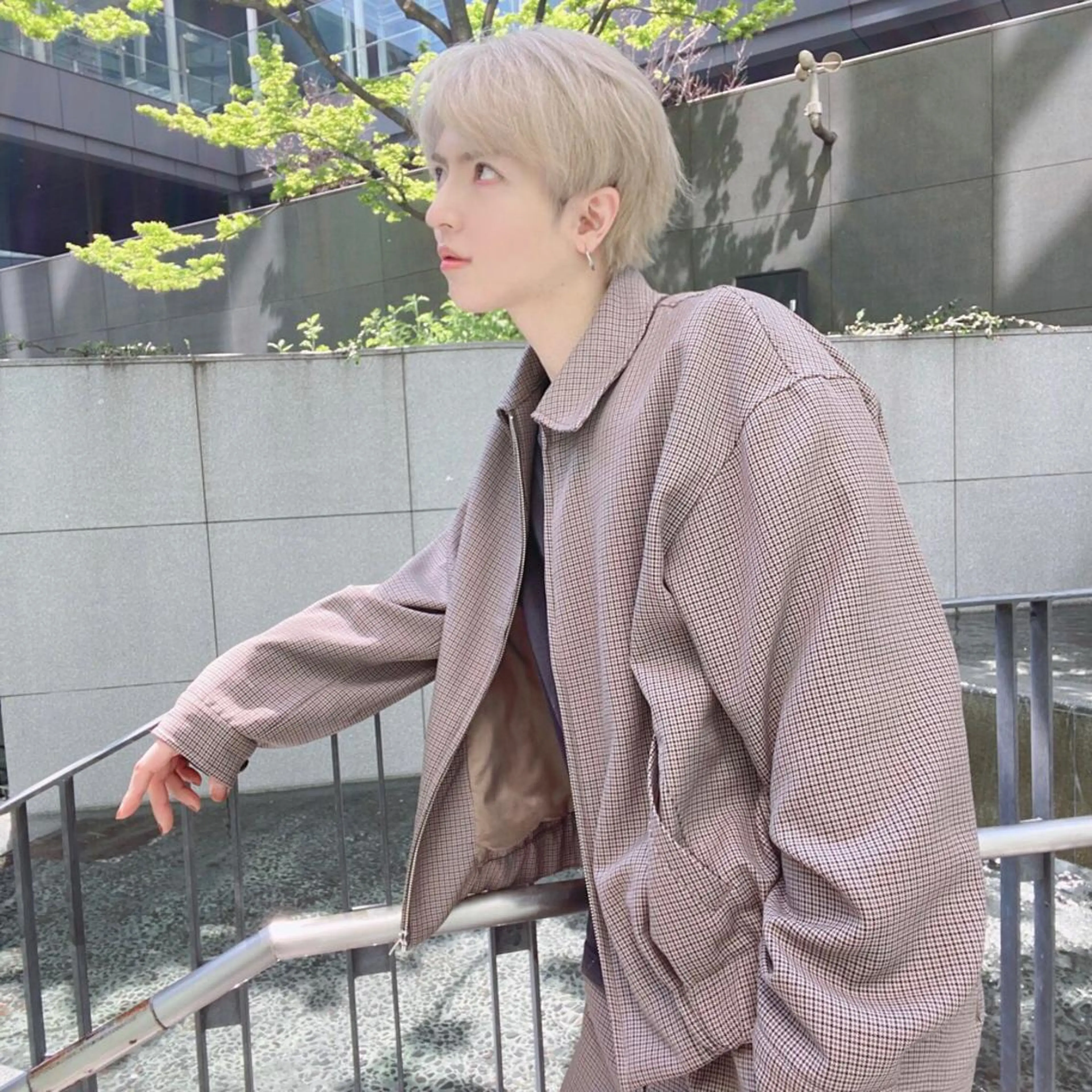 ショート カラー メンズ ヘアカラー シールエクステ特化 ハイトーン、NANAのヘアスタイル