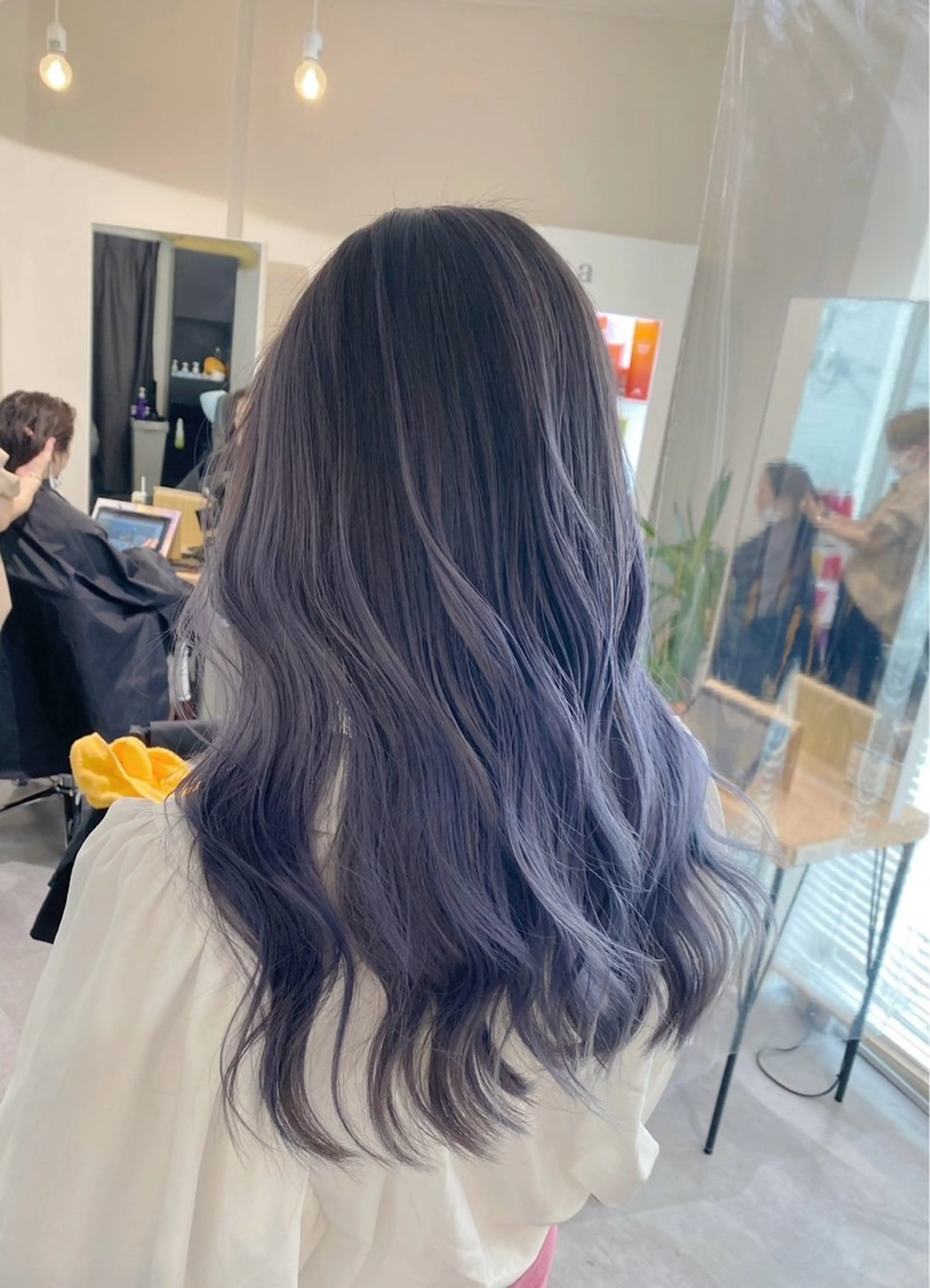 セミロング カラー バレイヤージュ ラベンダーカラー レイヤーカット ヘアカラー トリートメント ROBIN所属・指名数No.1 /NAOYAのヘアスタイル