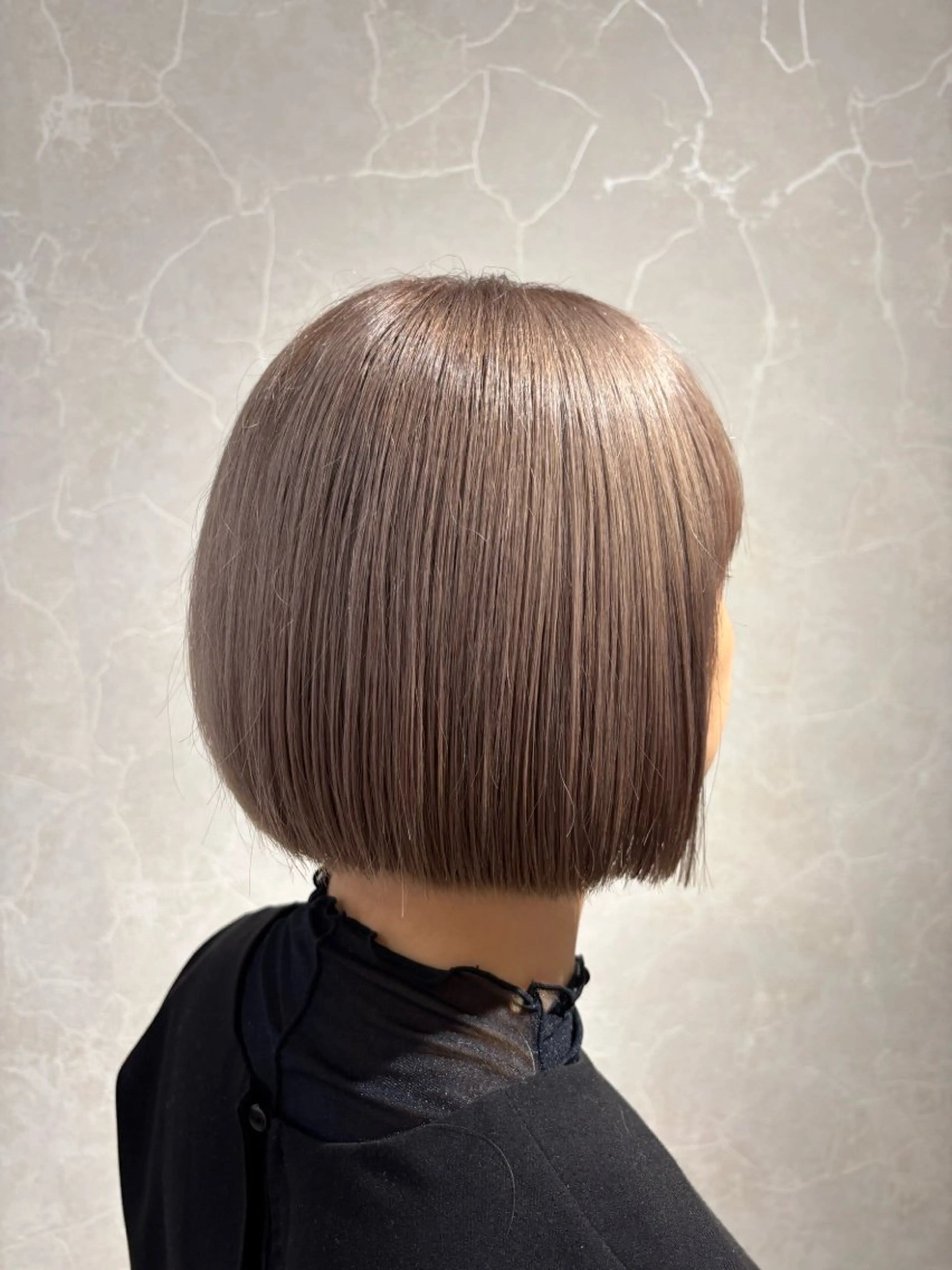 ショート カラー カット ヘアカラー 髪の家 tikiのヘアスタイル