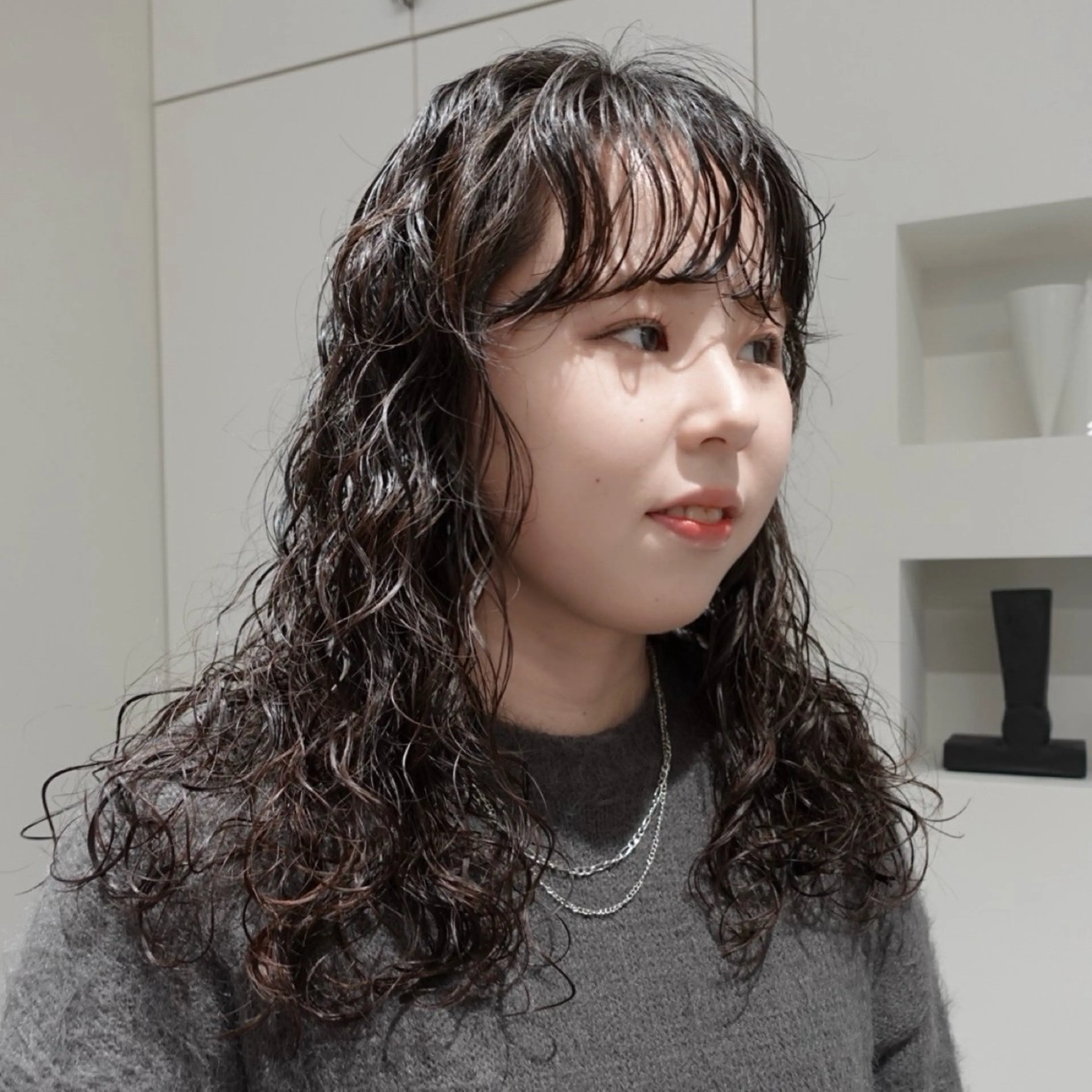 ロング パーマ ヘアアレンジ ロング パーマ 🌐サトウ リョウ🌐のヘアスタイル