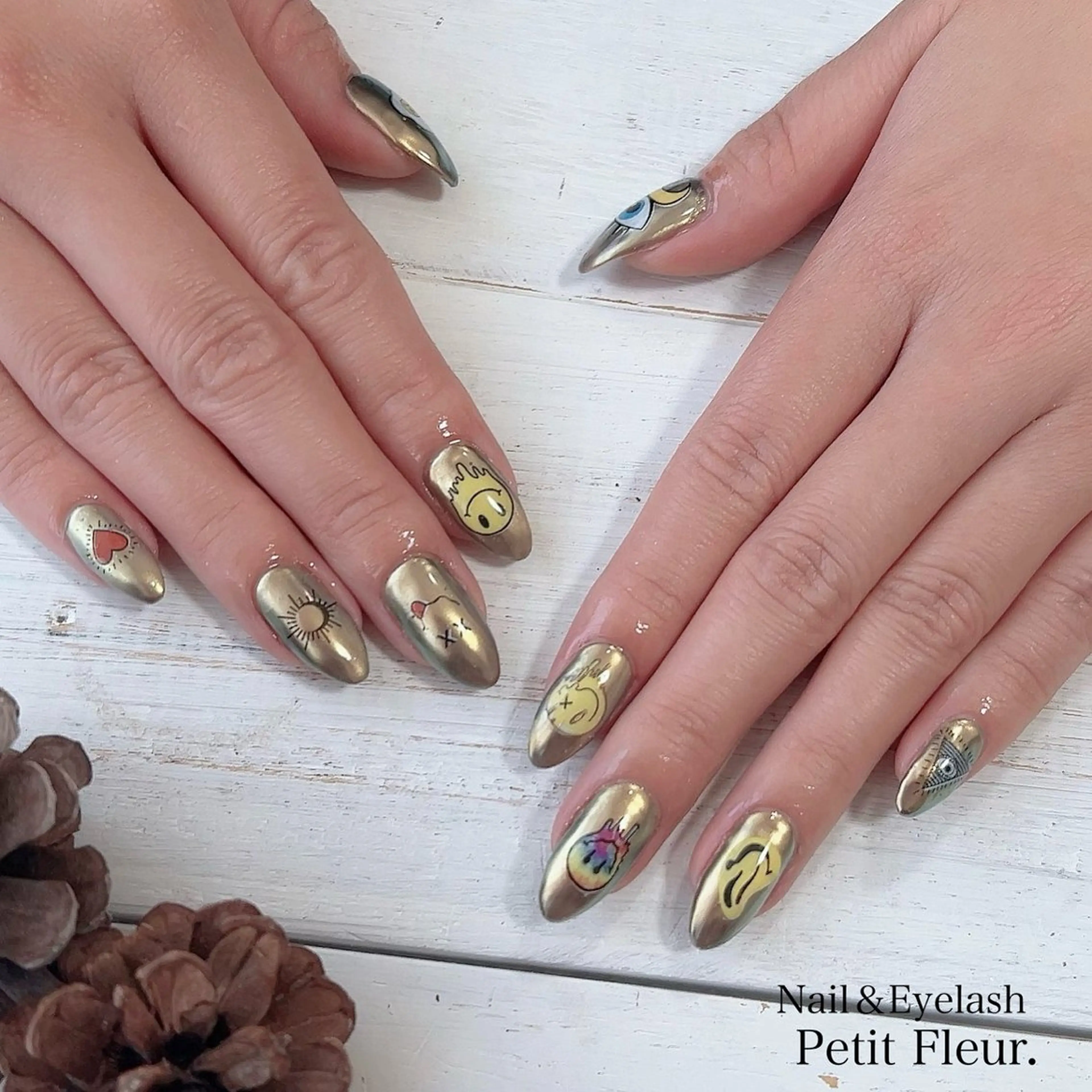 ネイル Petit Fleur所属・青柳 亜梨奈のマツエク・マツパデザイン