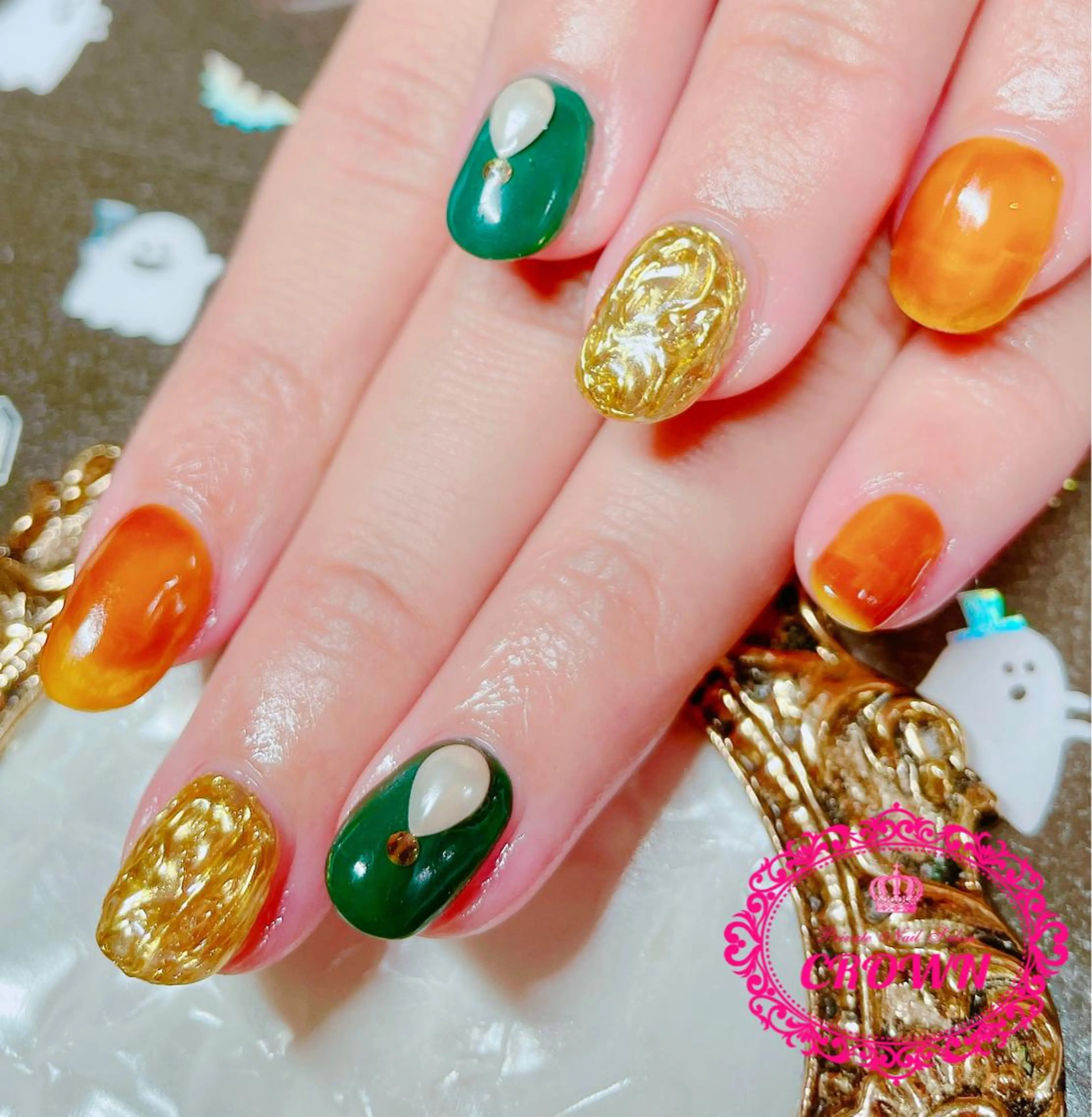 ネイル CROWN プライベートサロンのネイルデザイン