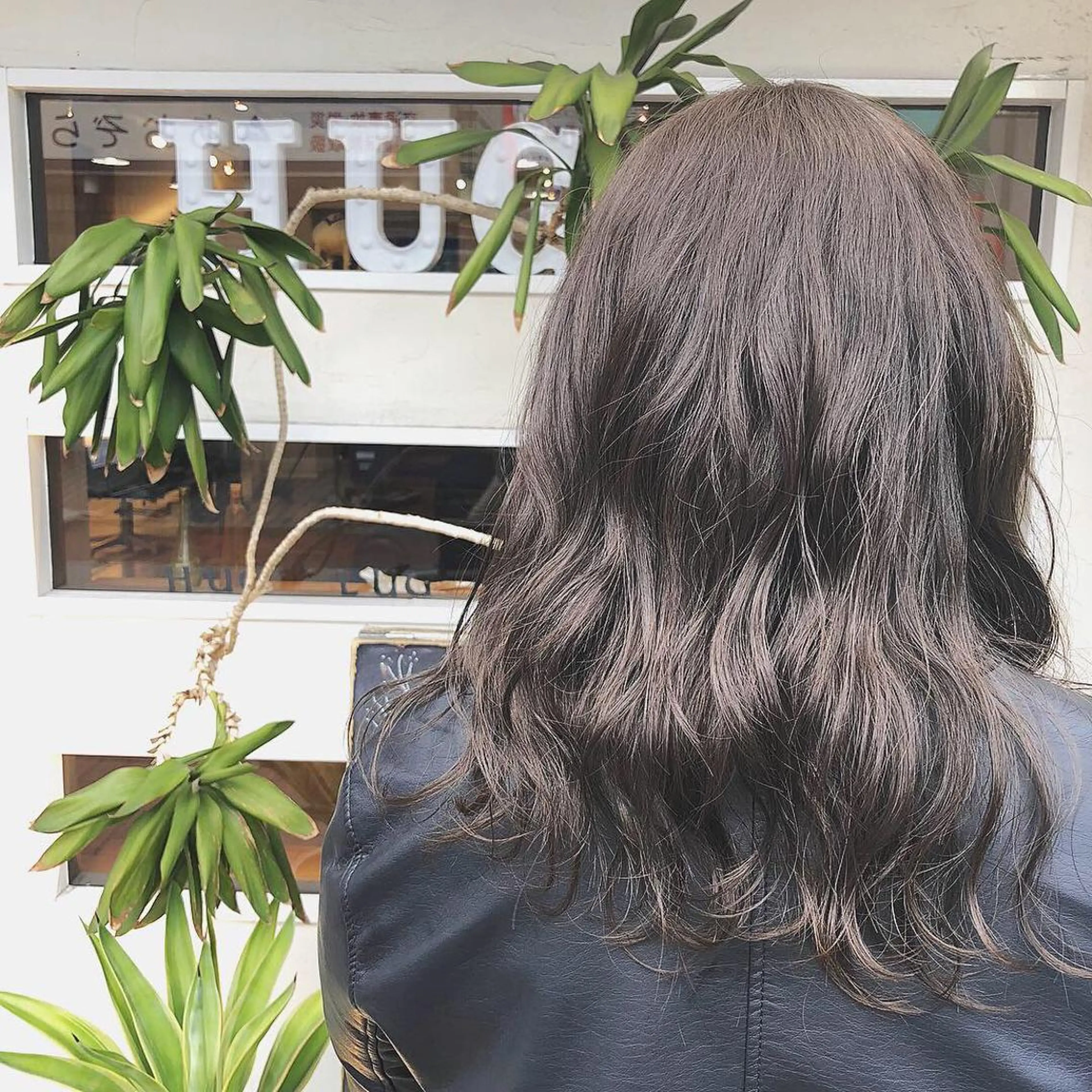 セミロング カラー ヘアアレンジ イルミナカラー 高橋胡桃🪽 ディレクターのヘアスタイル