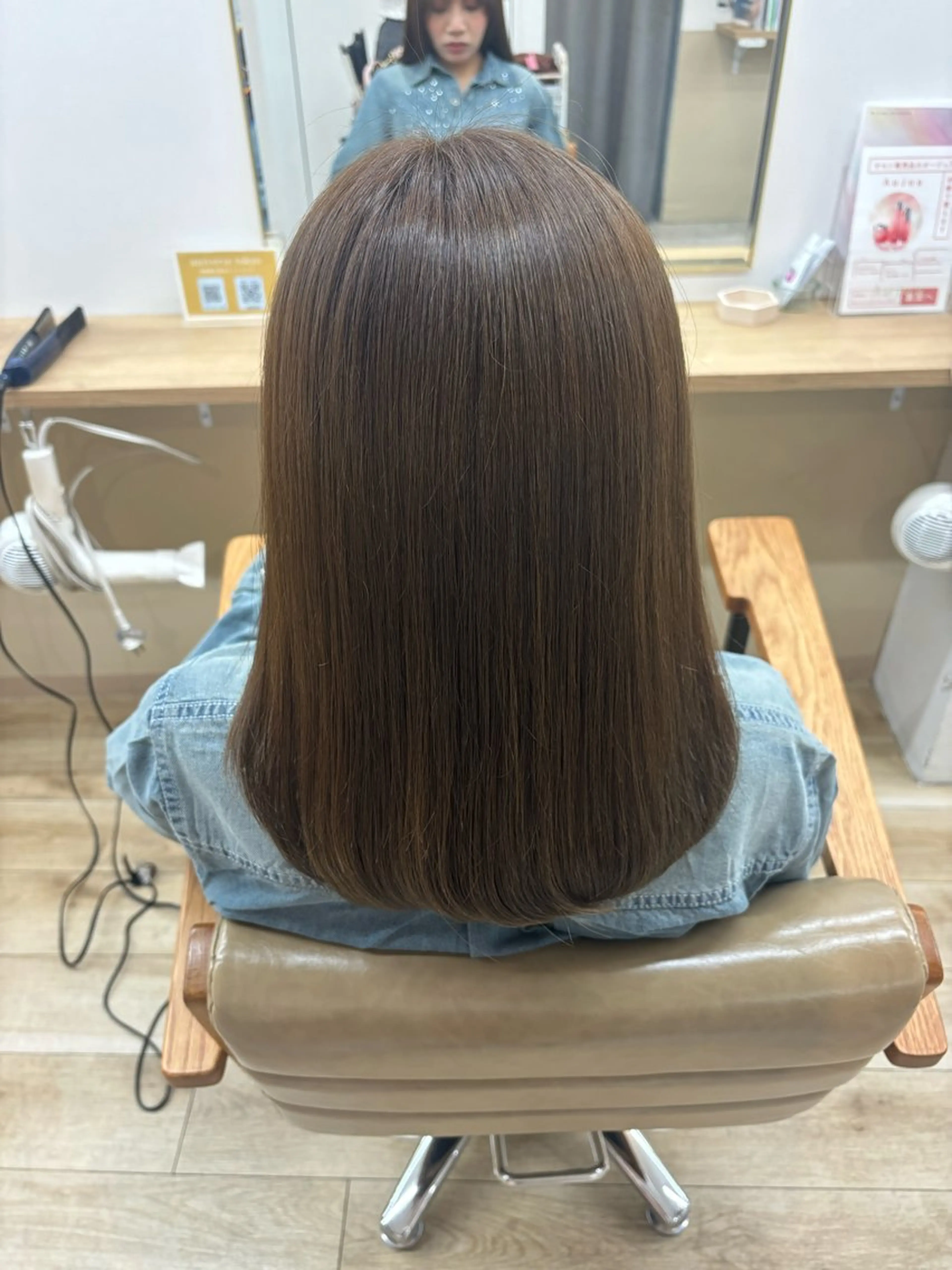 セミロング カラー グレージュ universe Mizuki🎀のヘアスタイル