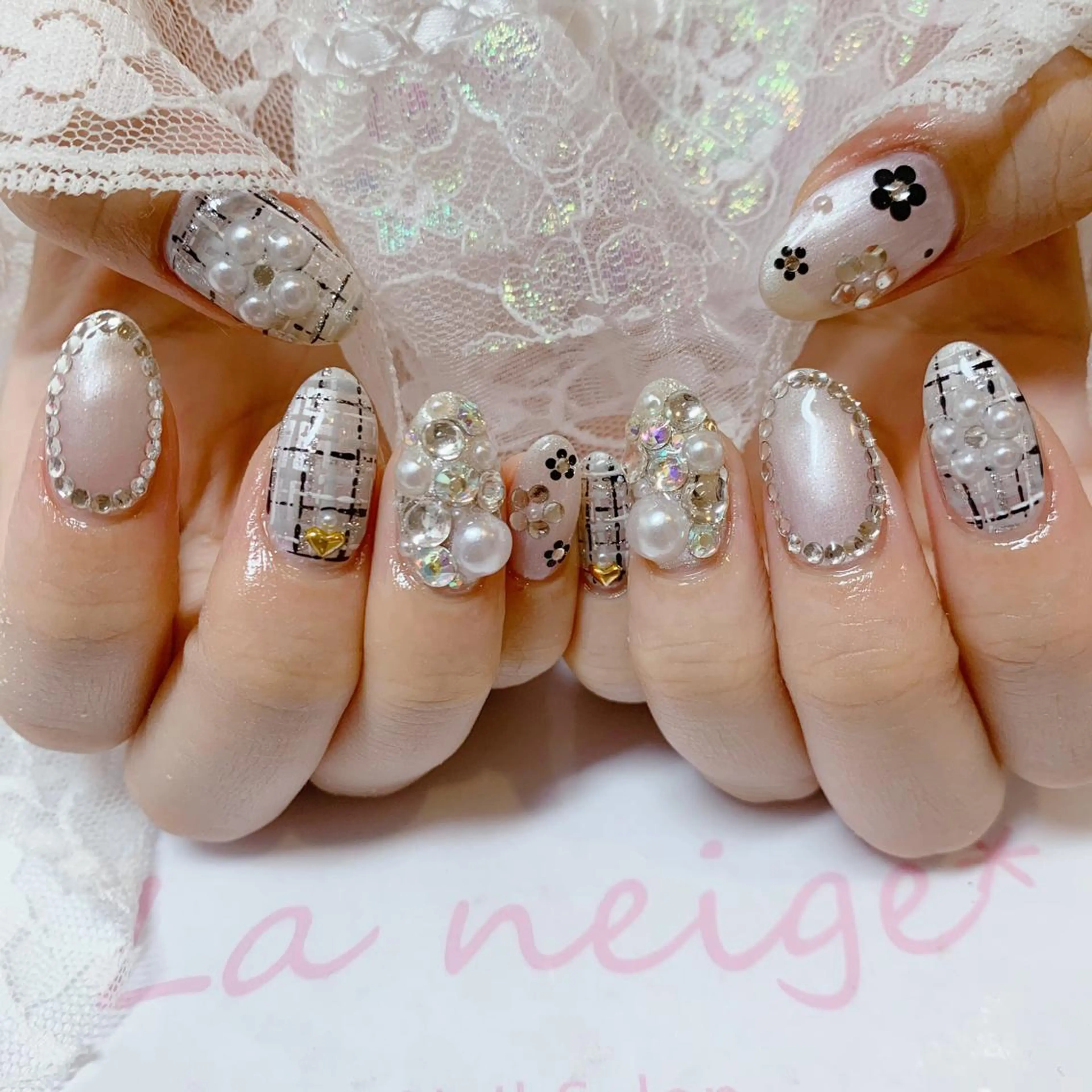 ネイル ハンドネイル La neige* yuki 🐩🌙のネイルデザイン