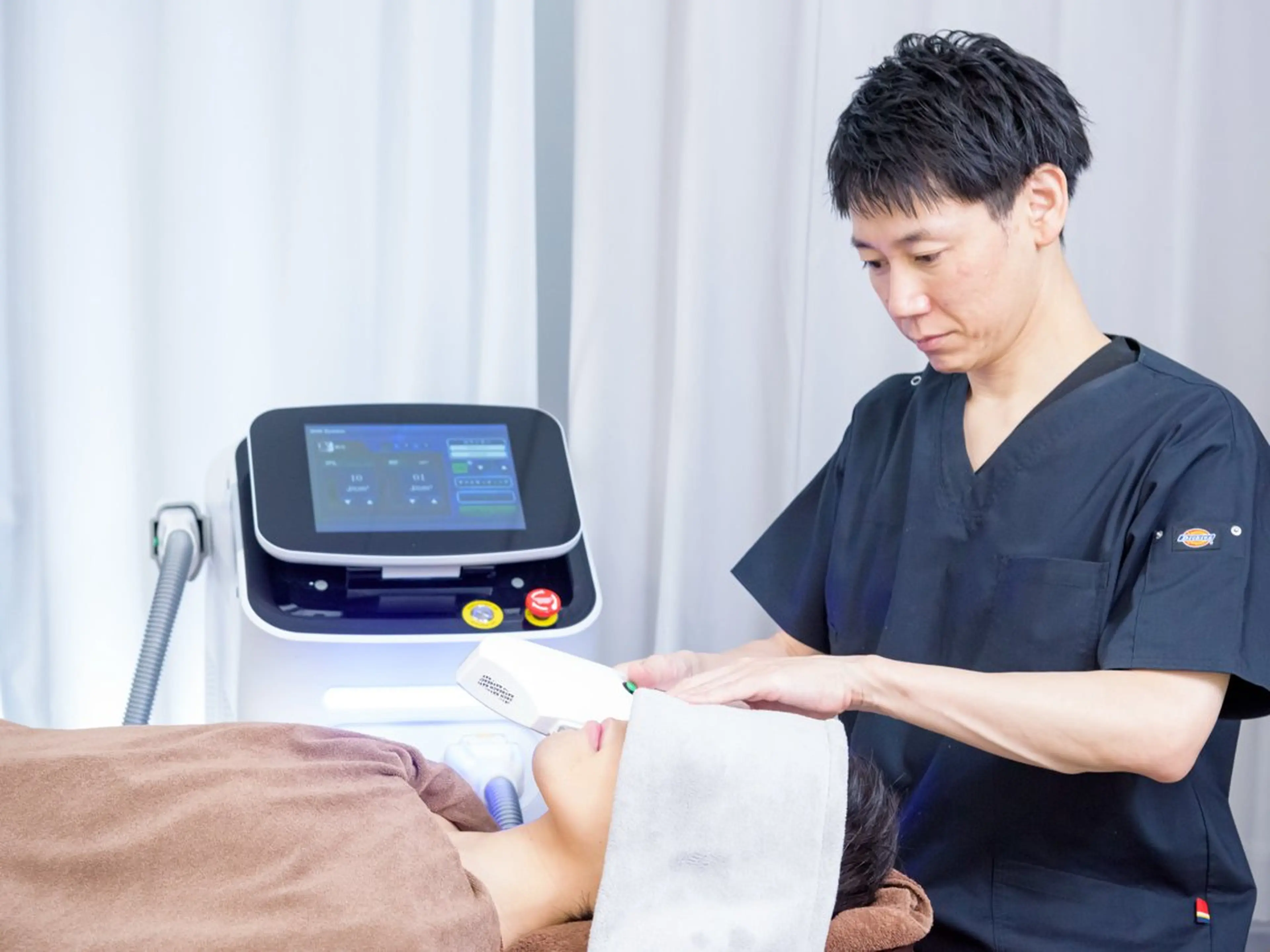 メンズ 脱毛 MASHY HOUSE 横浜所属・メンズ脱毛サロン マーシーハウス横浜のエステ・リラクイメージ