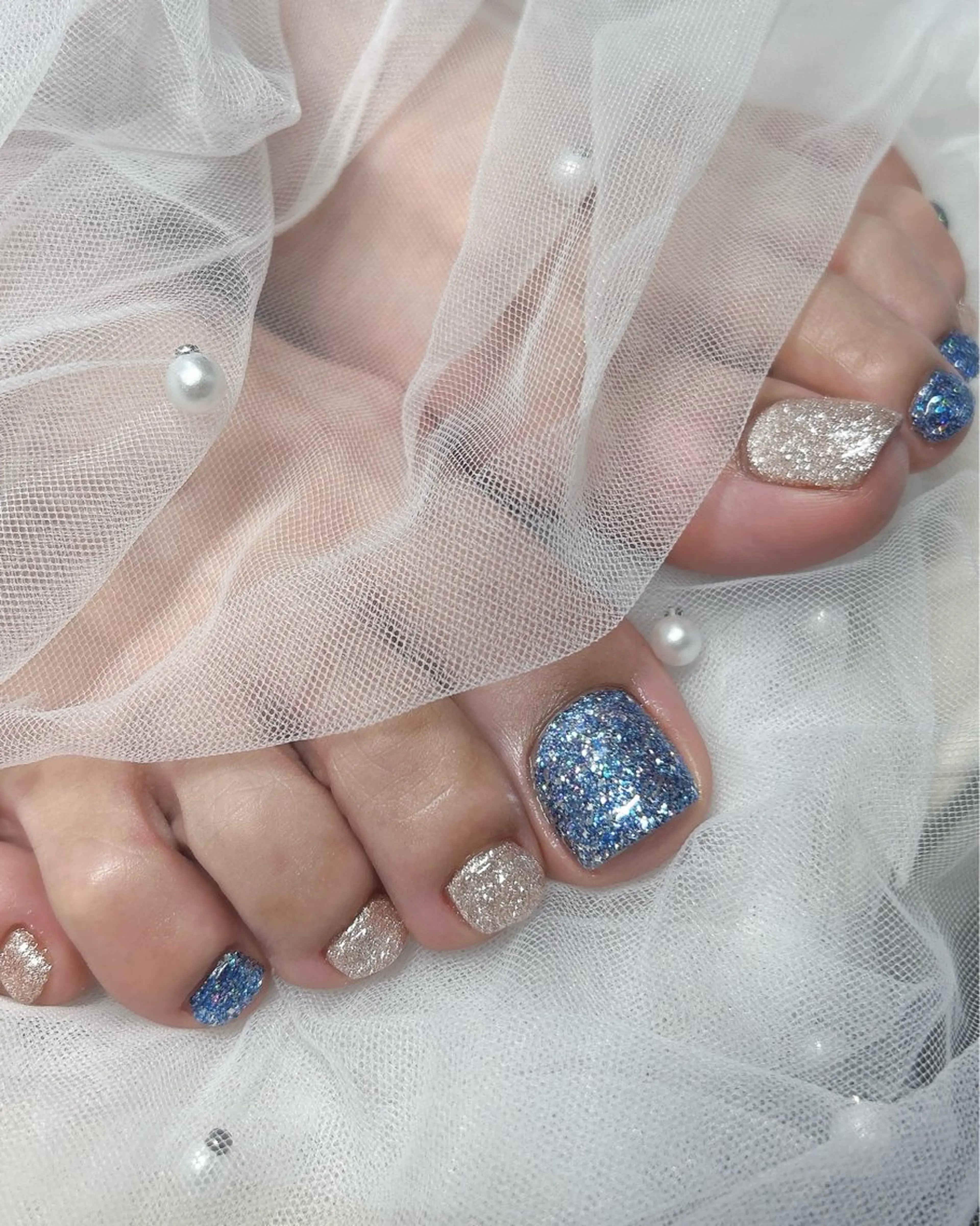 ネイル フットネイル キラキラネイル ワンカラーネイル フットネイル ten nail salon　かえでのネイルデザイン