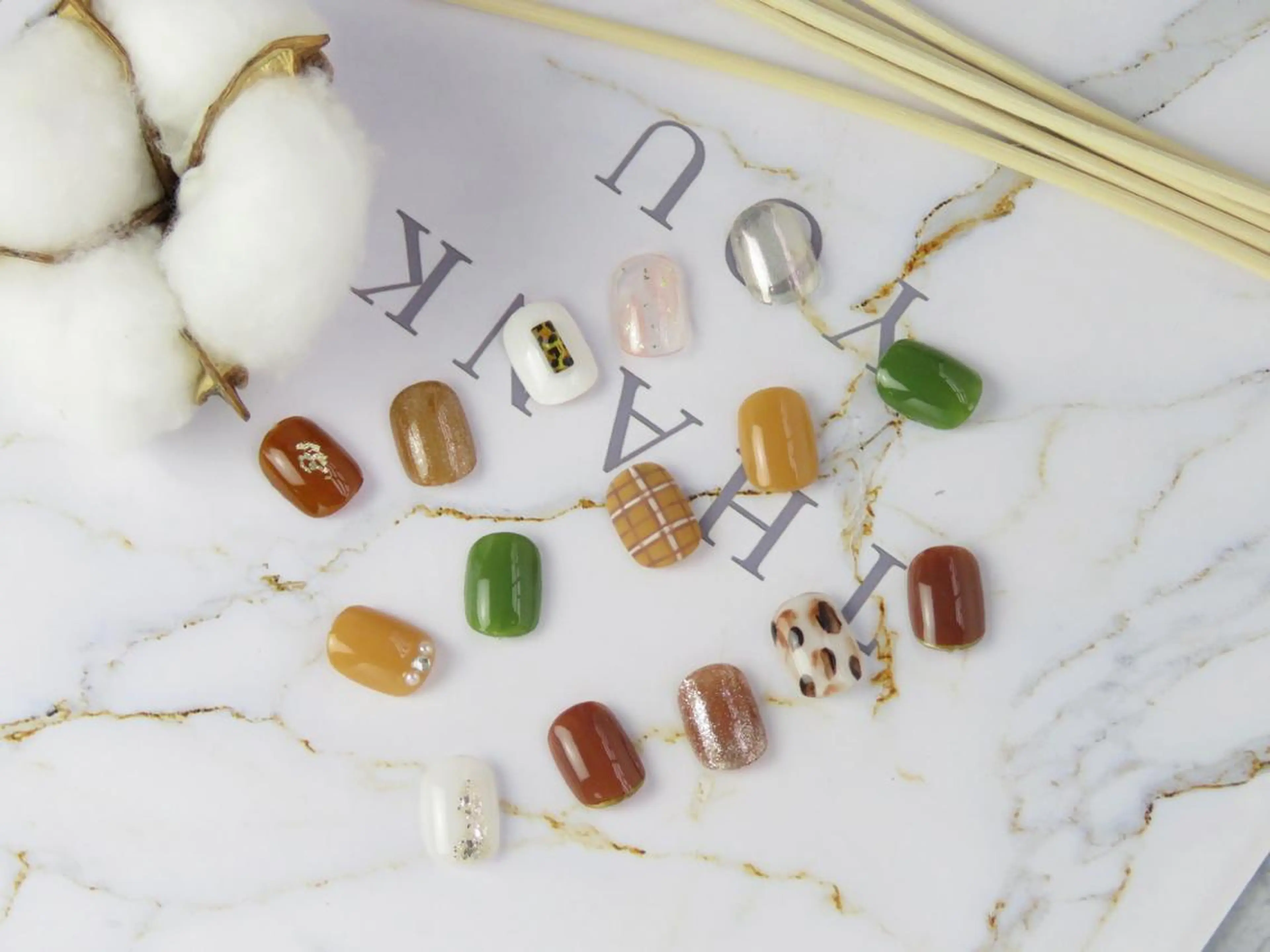 ネイル IN MENEのネイルデザイン