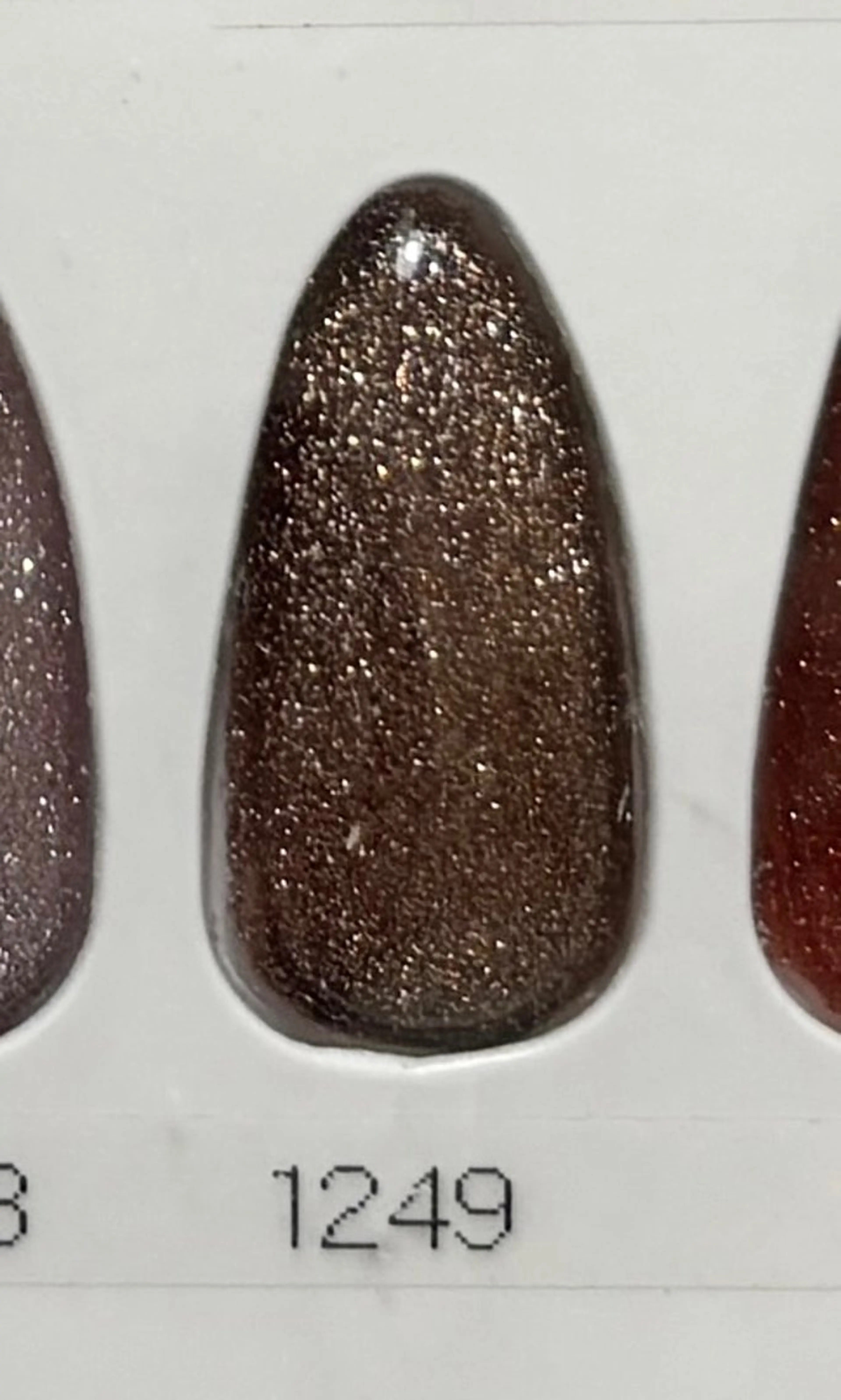 ネイル エルバイノリコ 岩下パラジェル取扱店のネイルデザイン