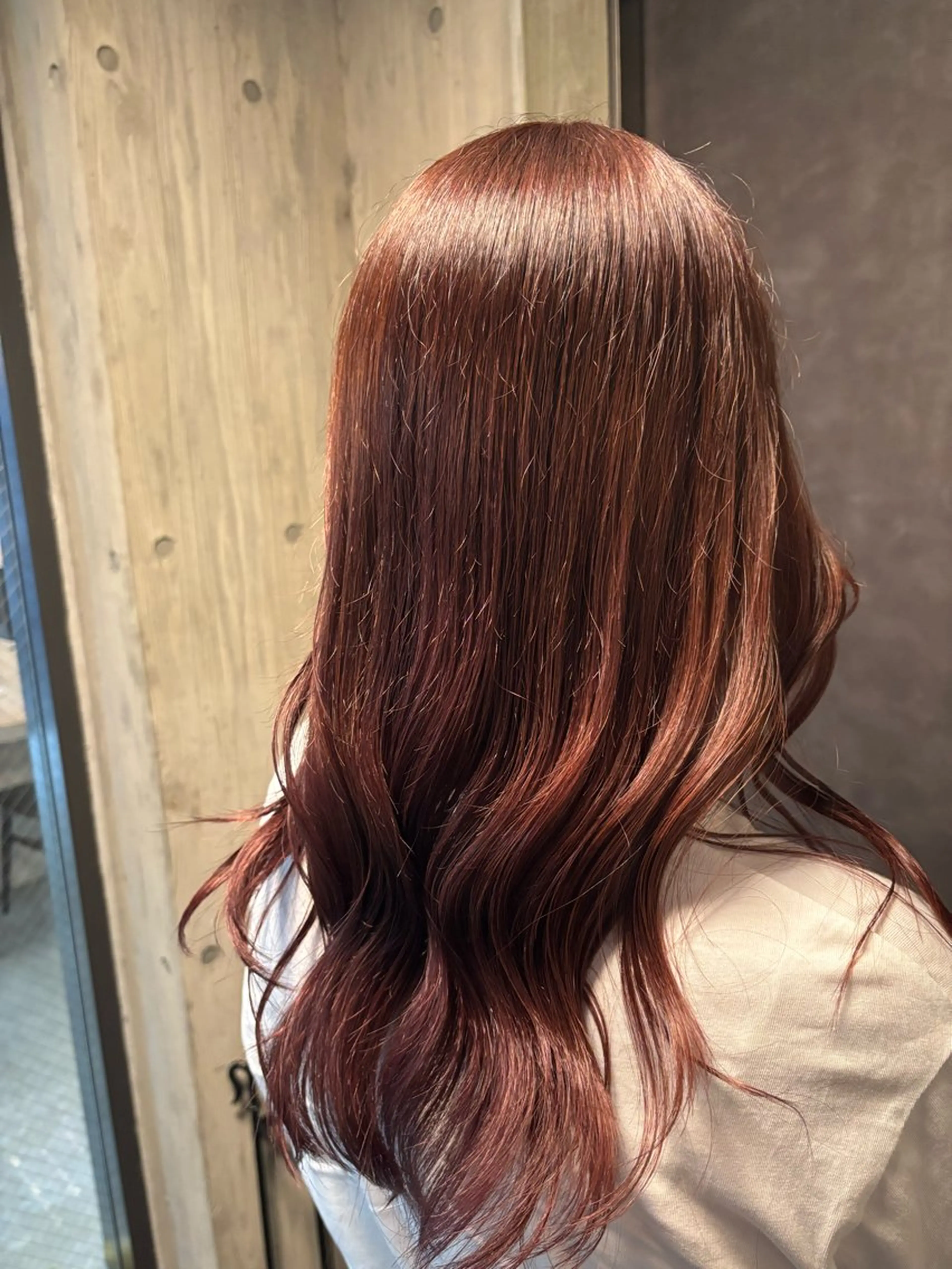 セミロング カラー ブラウンカラー ピンクカラー ピンクブラウン 西岡 乙花のヘアスタイル