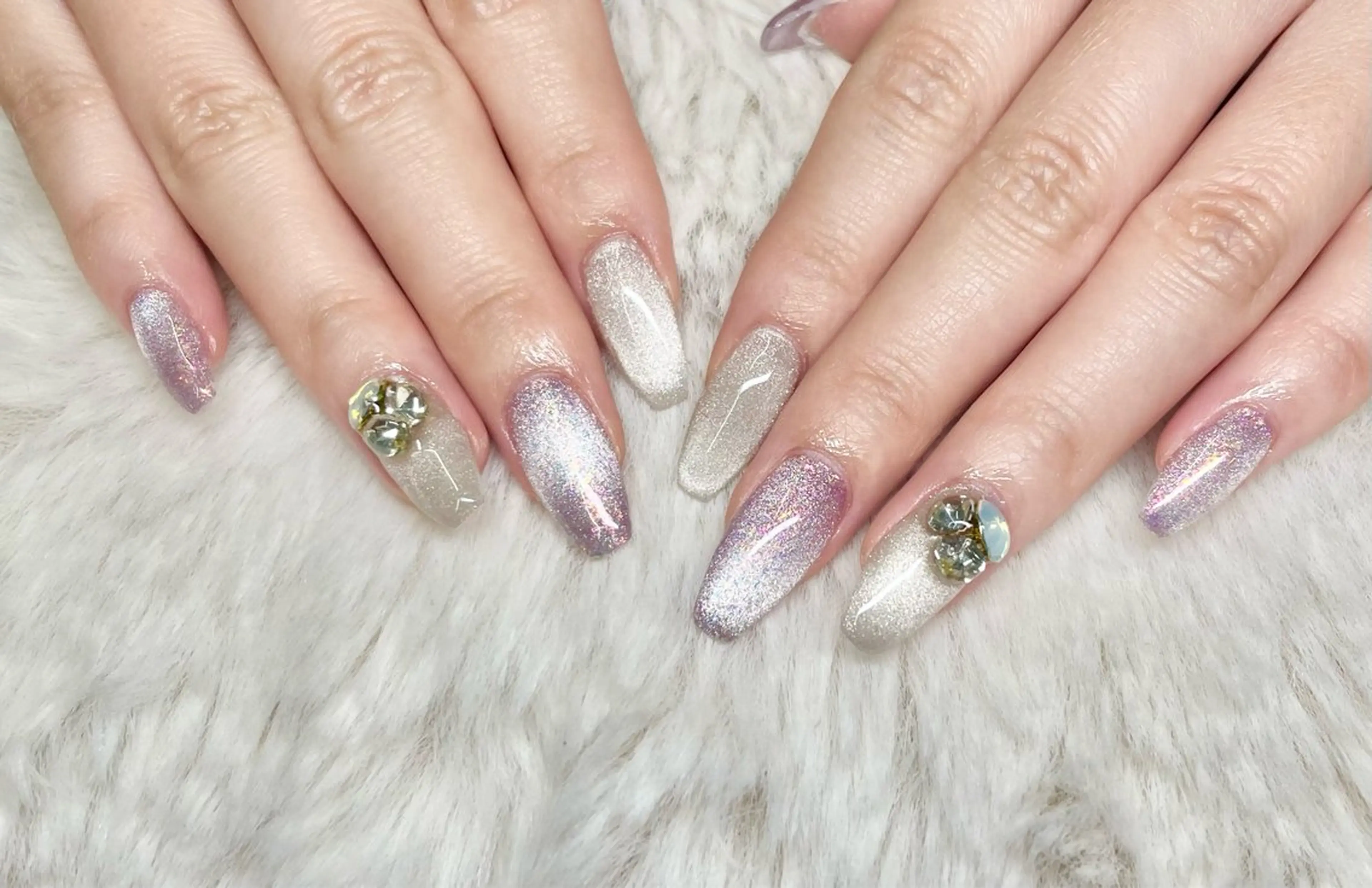 ネイル FILL nail SHIORIのネイルデザイン