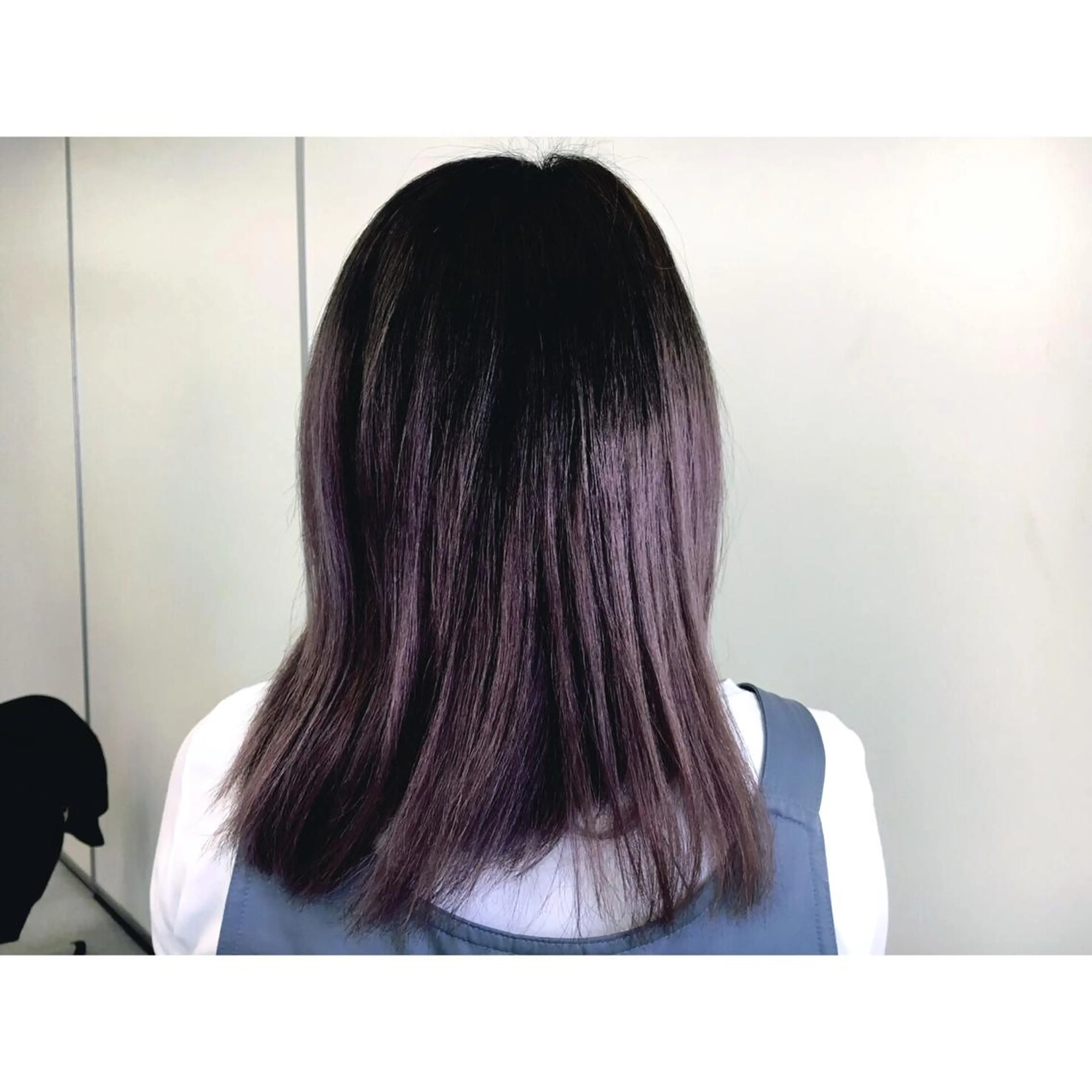 ミディアム カラー グラデーションカラー レイヤーカット 川田くるみのヘアスタイル