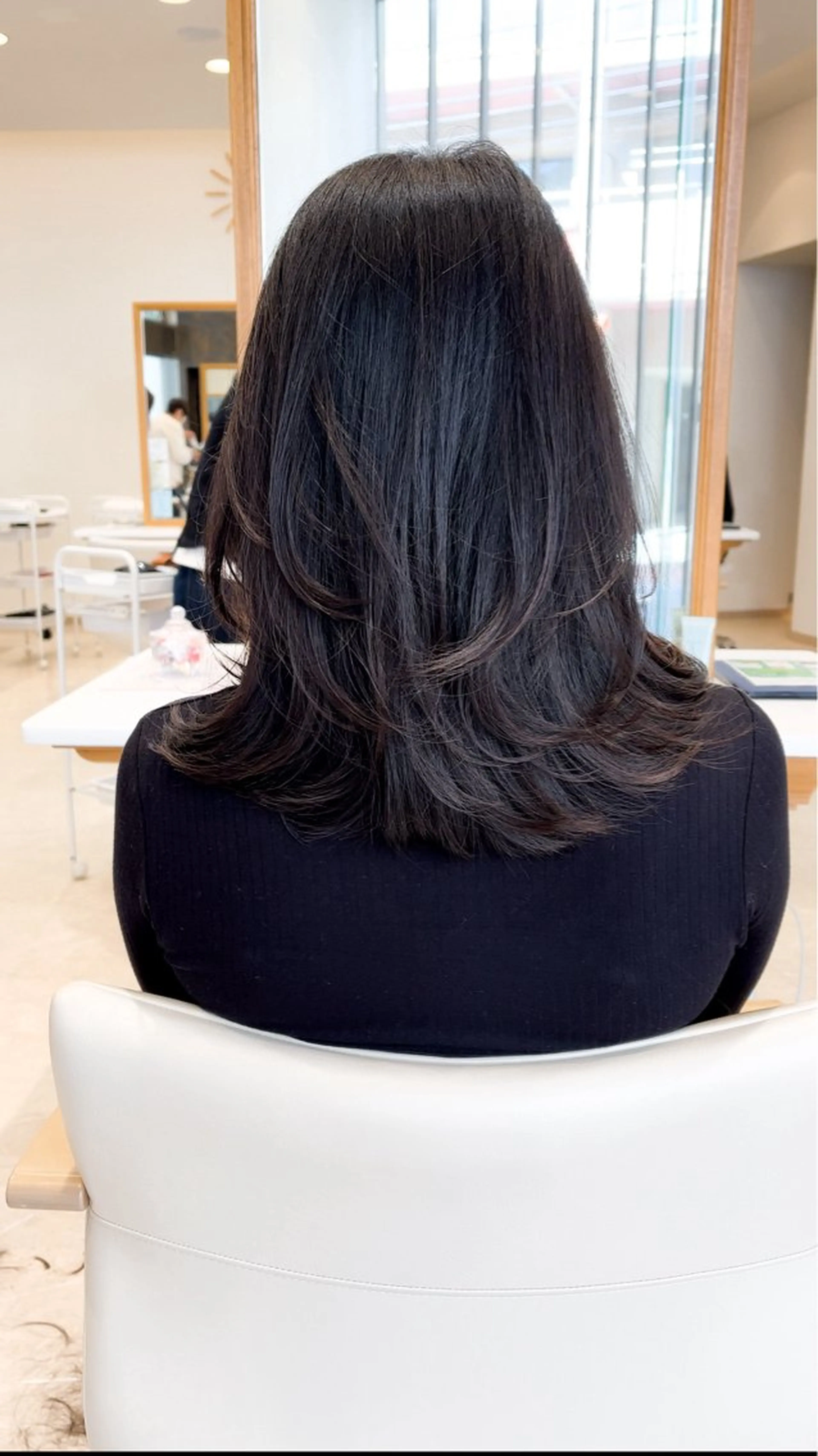 セミロング レイヤーカット カット トリートメント ミタニ/髪質改善 /レイヤーカットのヘアスタイル