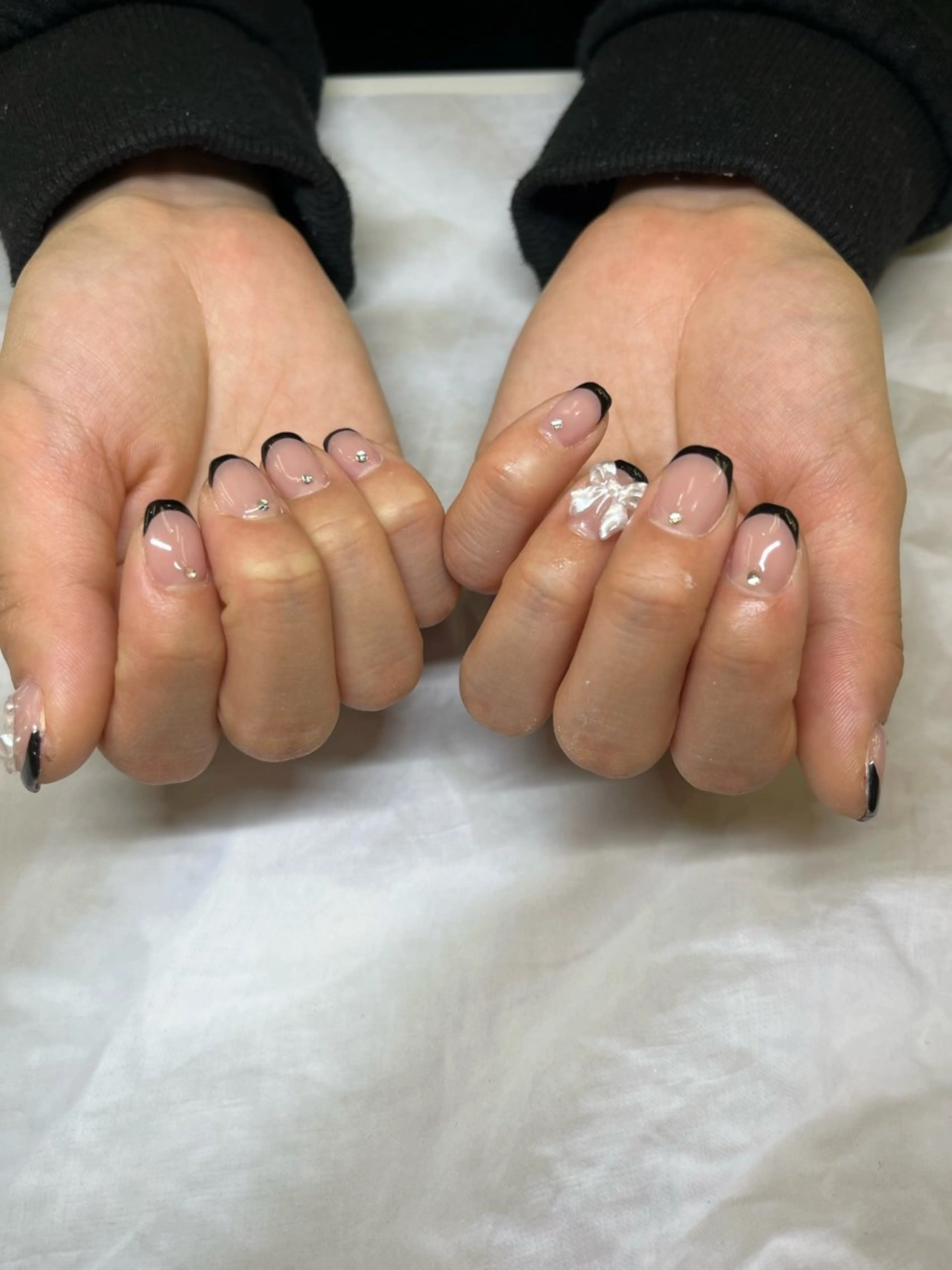 【オフなし】ハンド💅王道フレンチネイル(スキンカラー込み)の写真