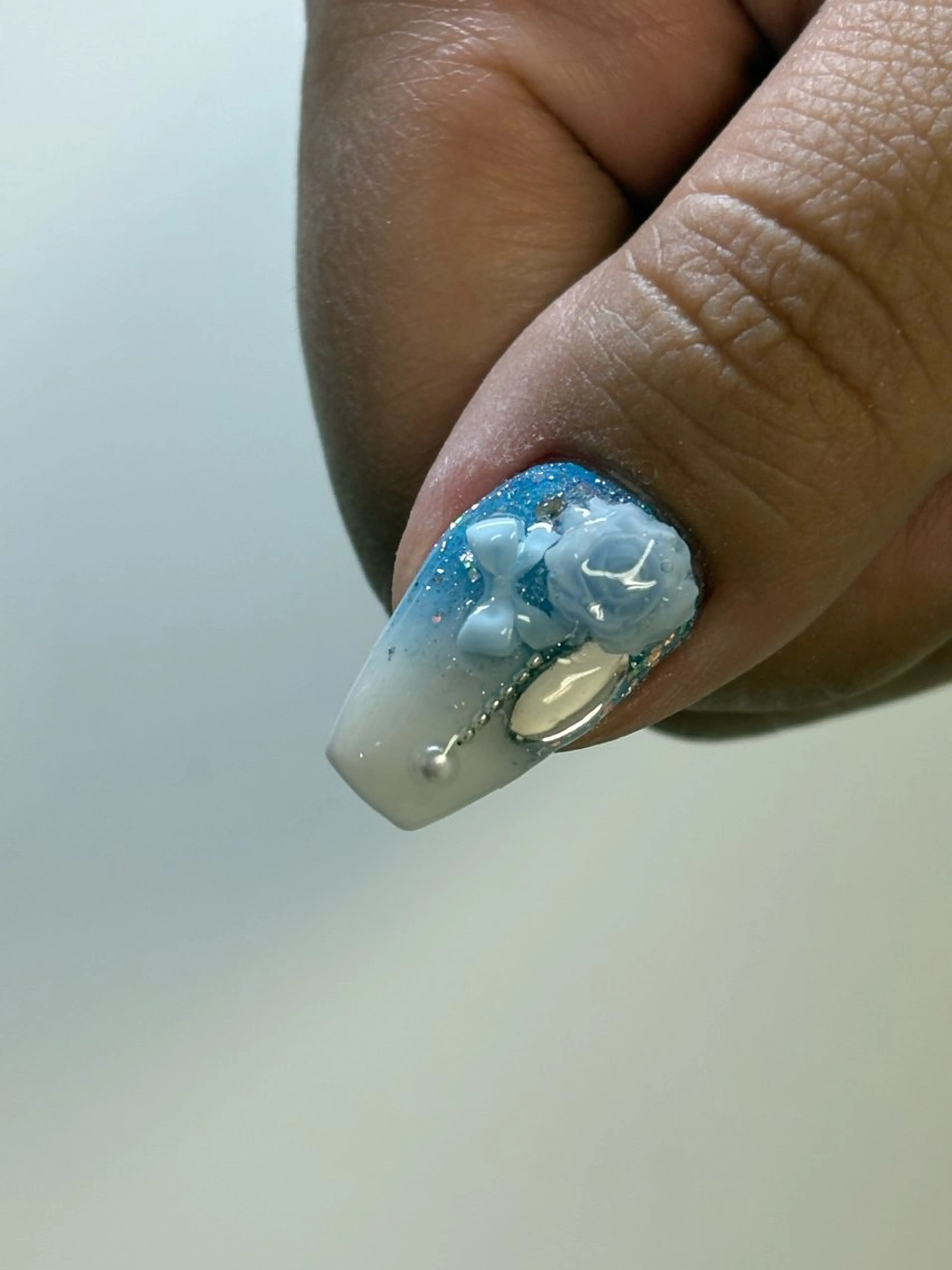 ネイル 【UNE.】 長さだしフィルインのネイルデザイン