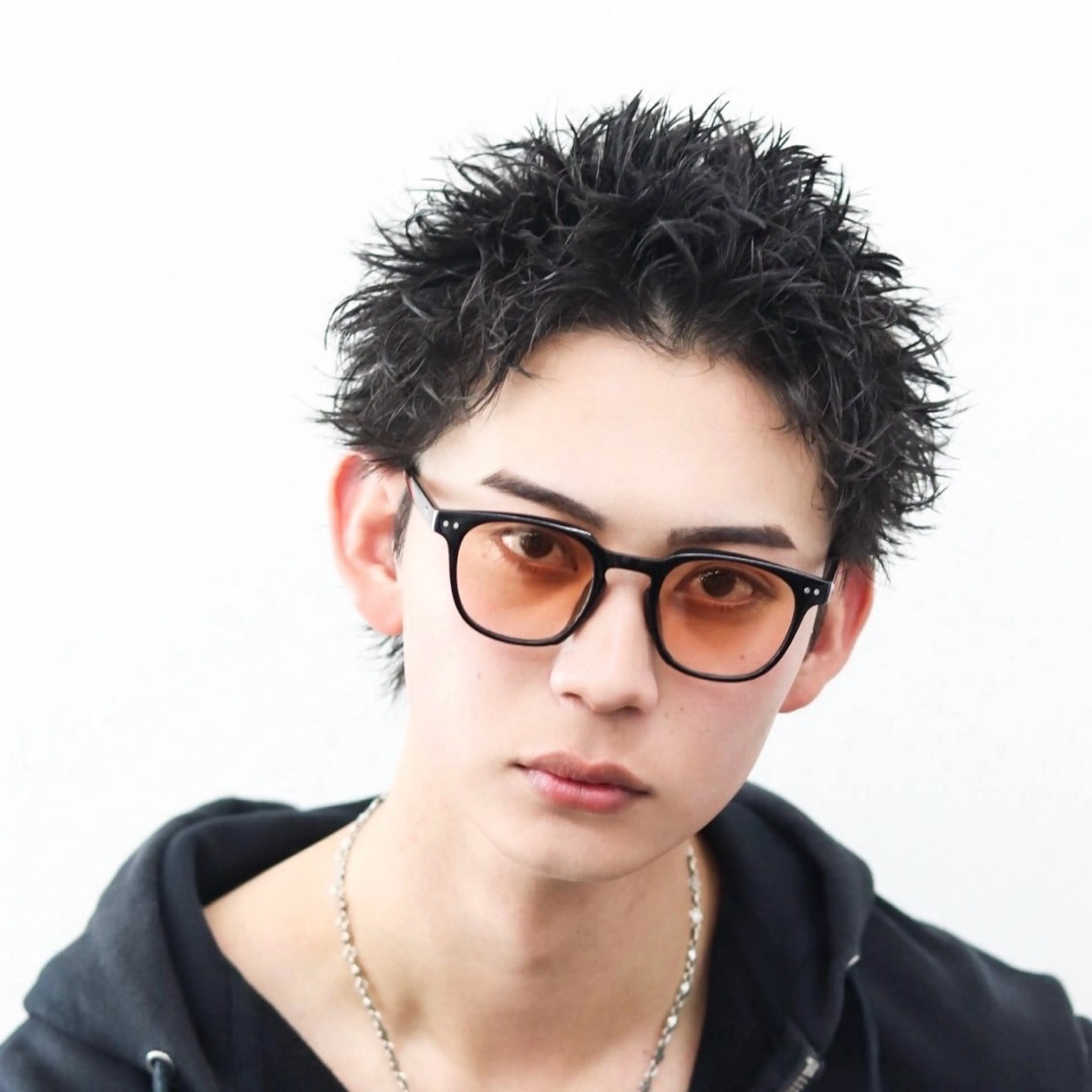 ショート パーマ メンズ カット ヘッドスパ ヘアセット メンズフェザー毛流れ パーマASHU渋谷のヘアスタイル