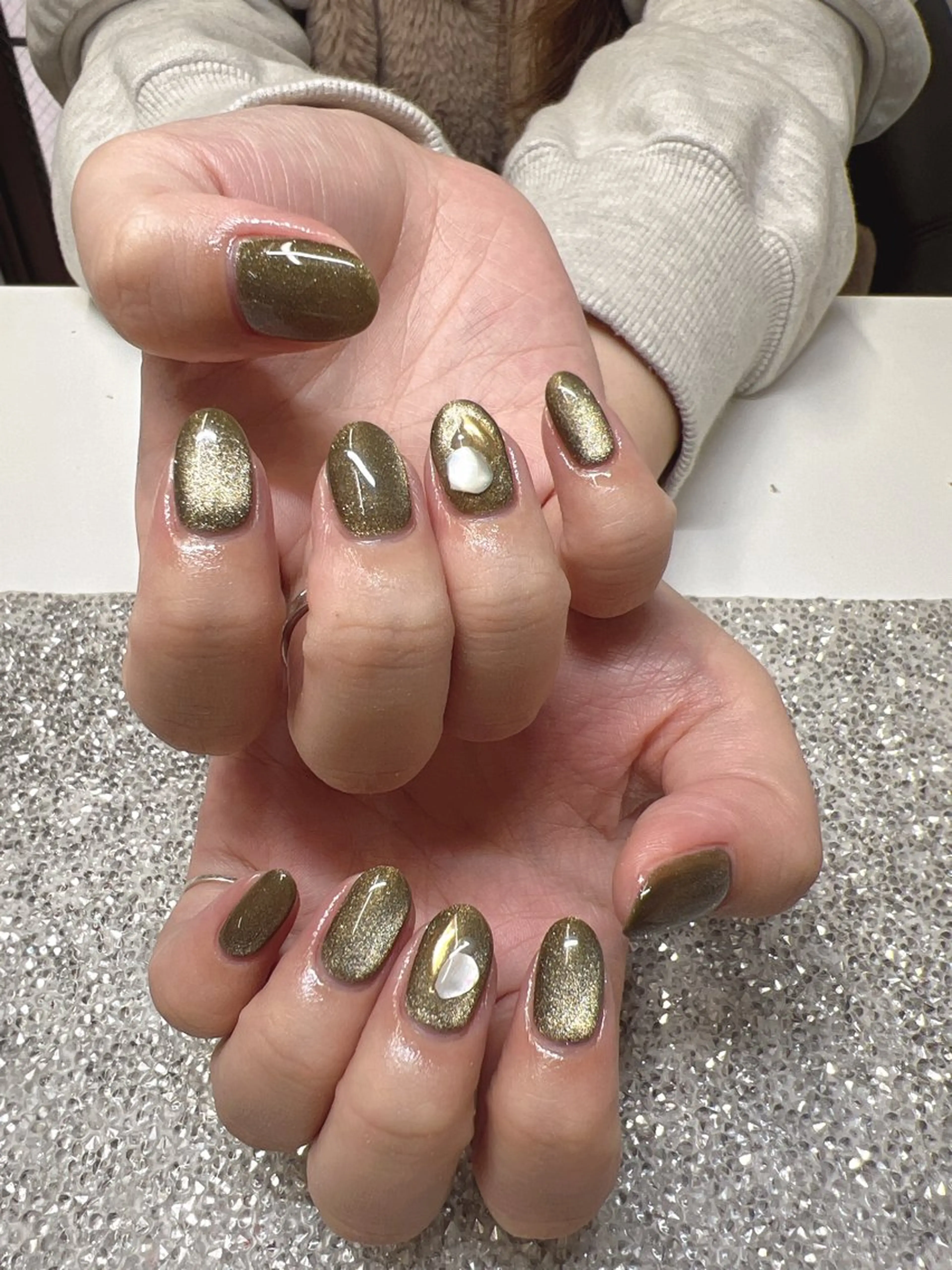 ネイル ガレンドウ 白澤 愛子のネイルデザイン