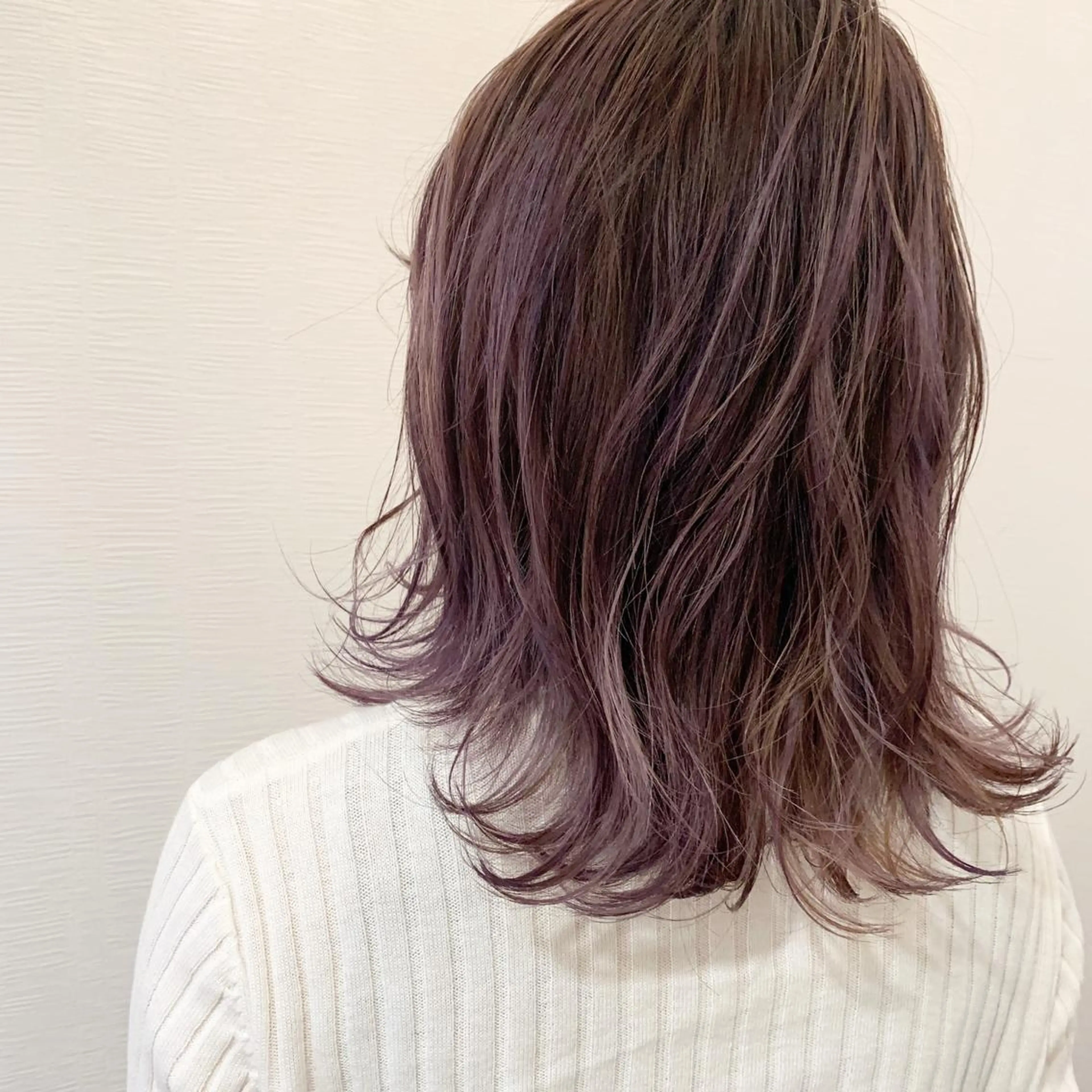 ミディアム カラー 池田 真由美のヘアスタイル