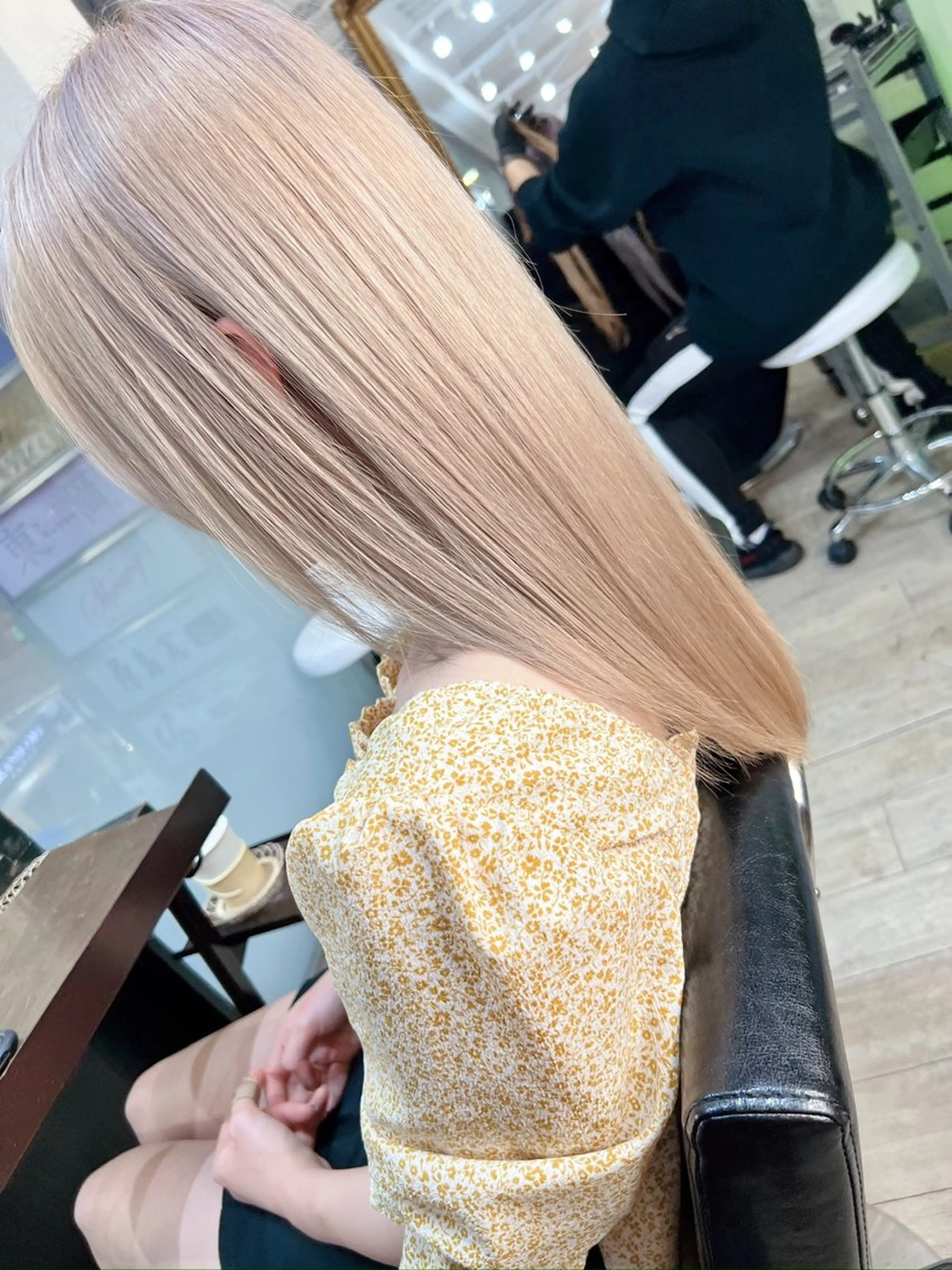 ミディアム 髪質改善美髪特化 ルイス奈良のヘアスタイル