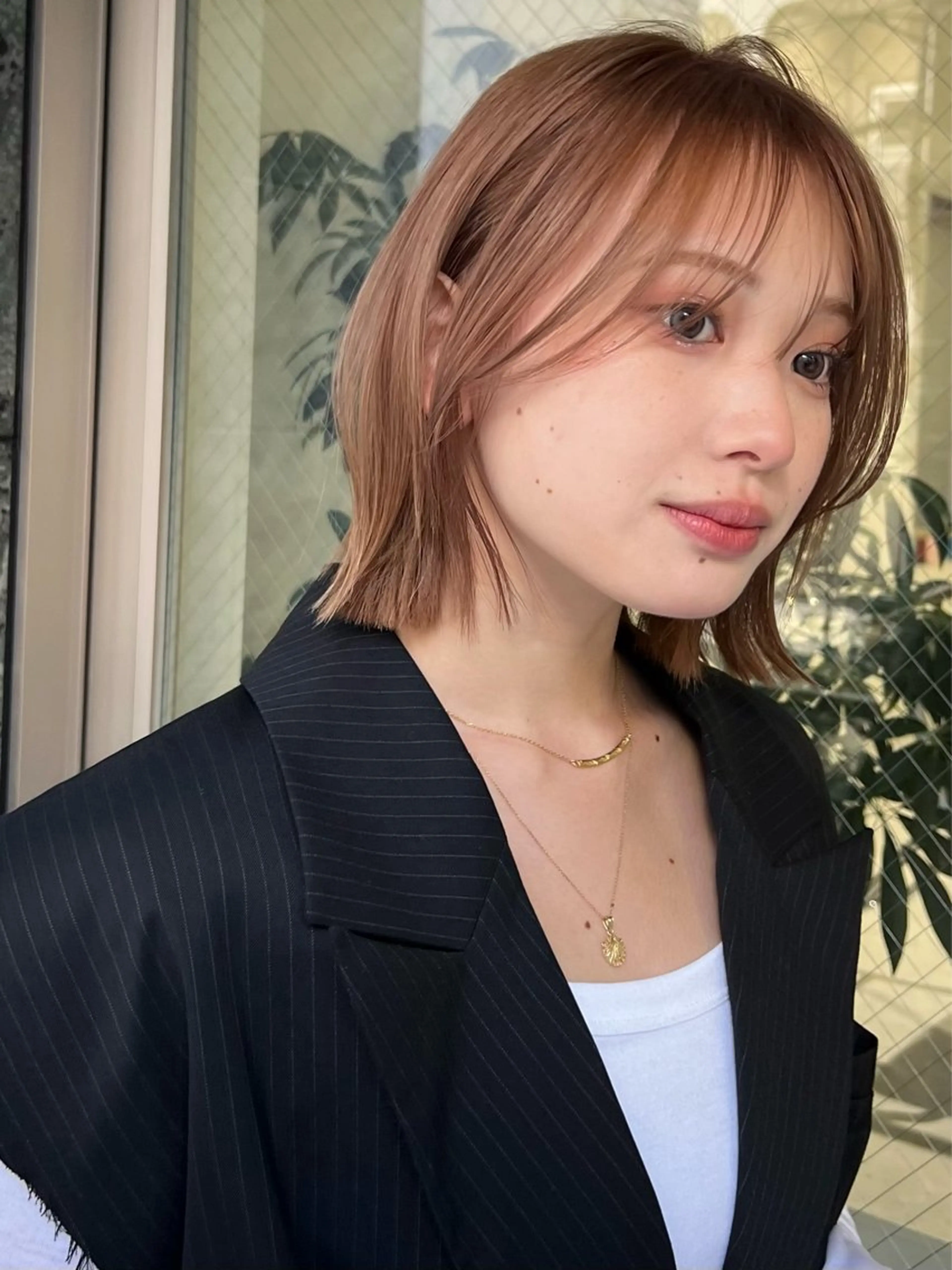 ショート カラー ベージュカラー ブラウンカラー ダブルカラー カット ヘアカラー 小顔ボブ jilblanカホのヘアスタイル