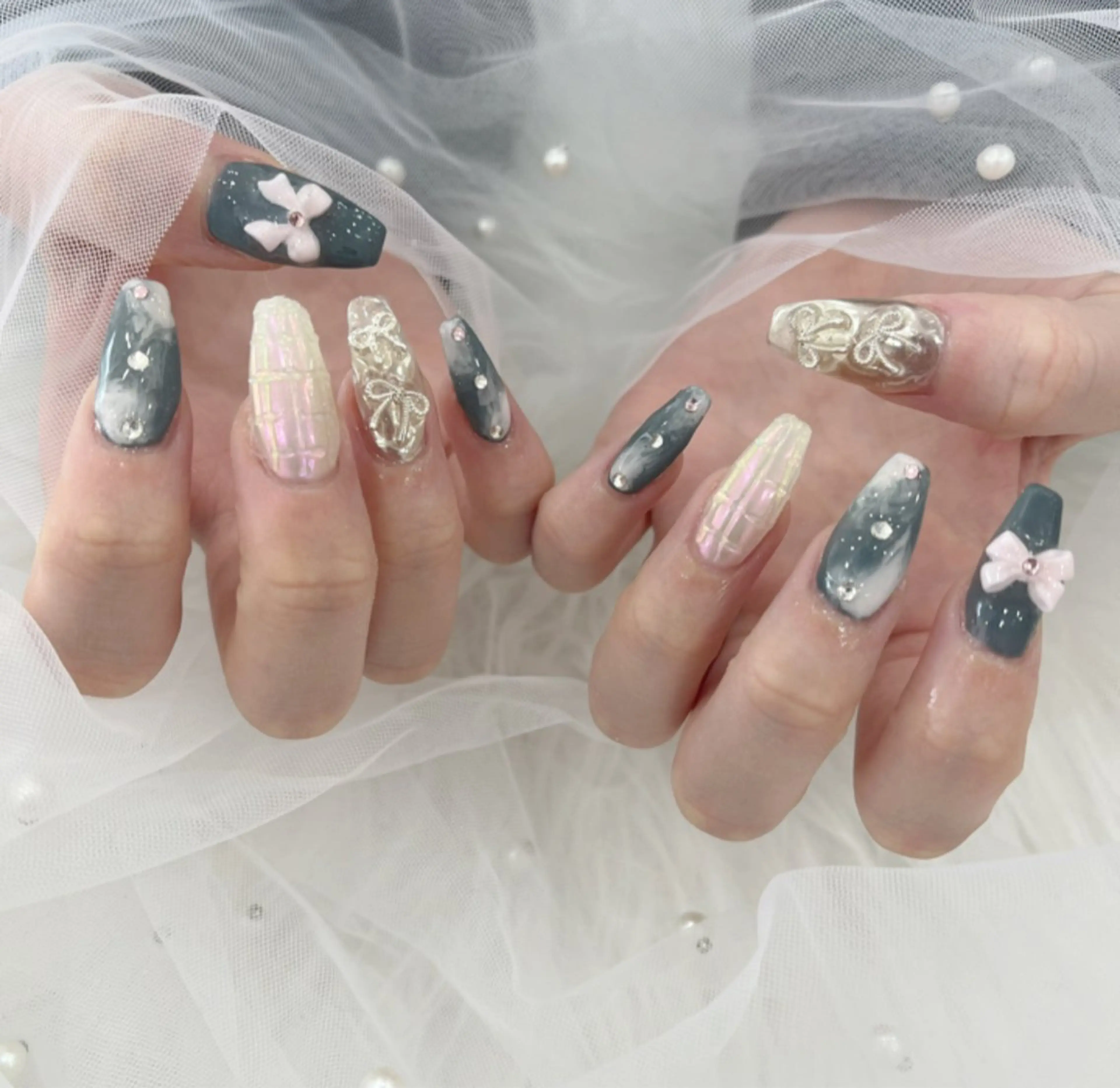ネイル 長さ出し フットネイル ジェルネイル 韓国ネイル マグネットネイル #Amin nail salonのネイルデザイン